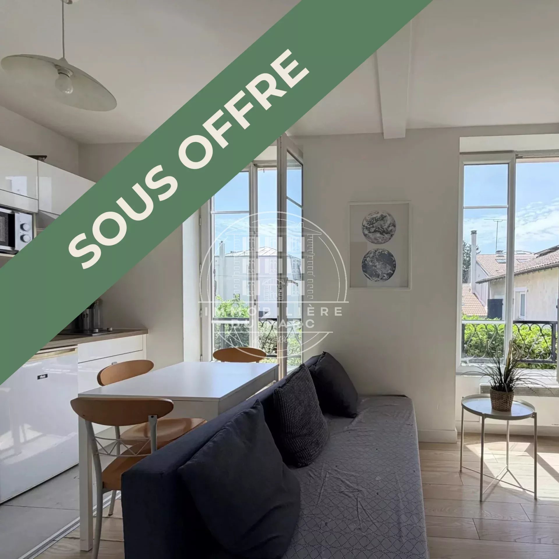 Agence immobilière de 