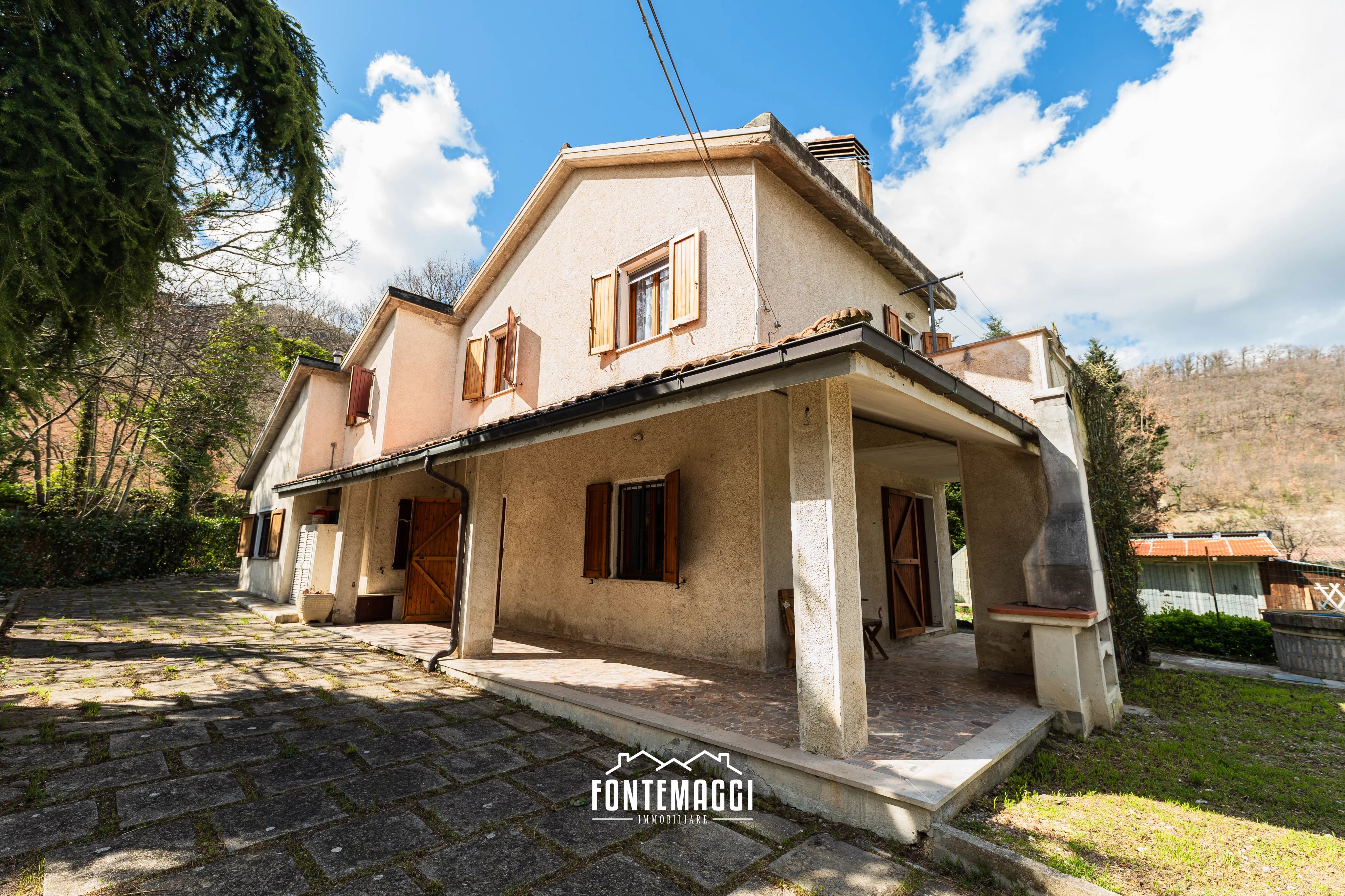 CAGLI (PU) PARAVENTO - CASA INDIPENDENTE