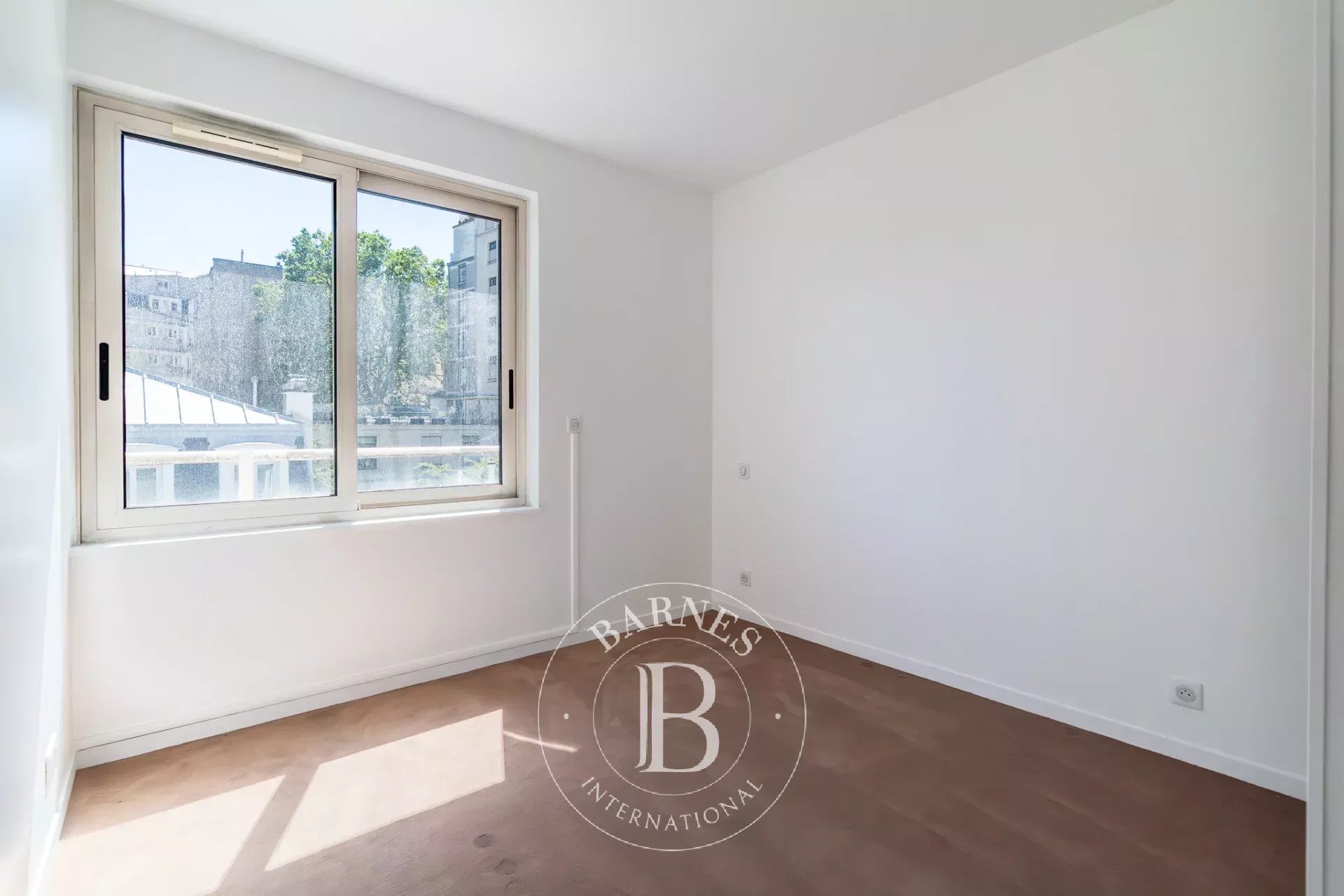 Paris  - Appartement  - picture 13