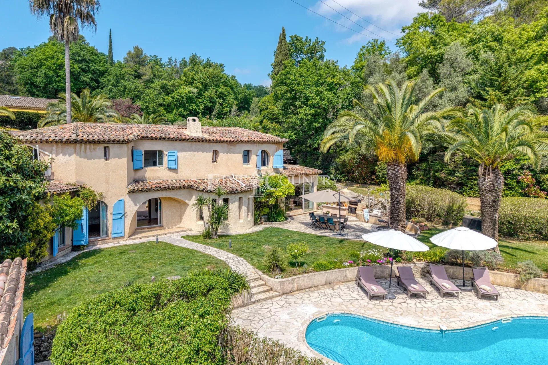 Photo of Villa for sale in Chateauneuf close to Valbonne village