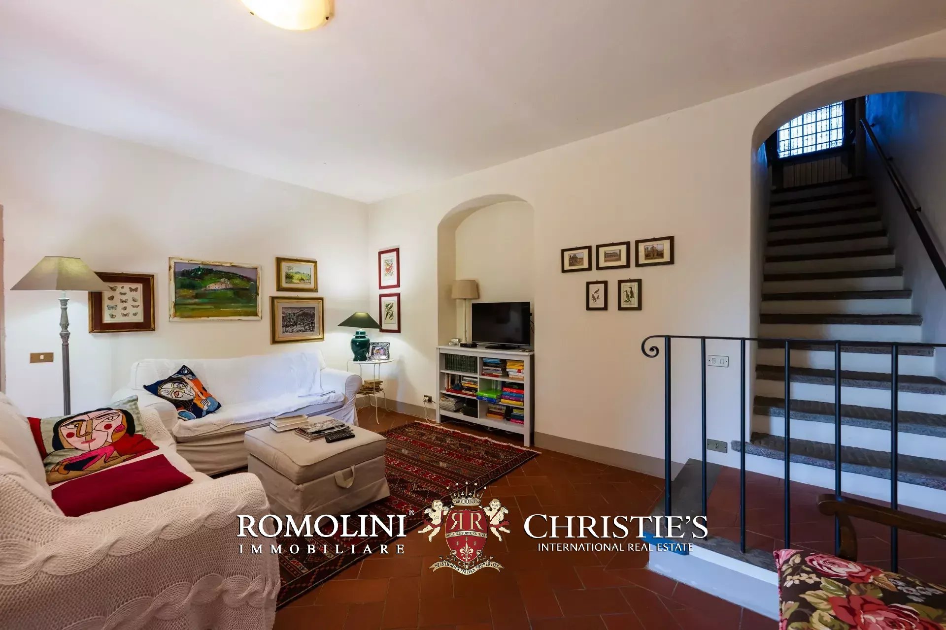 5 Bedroom Villa/Townhouse's Image 10