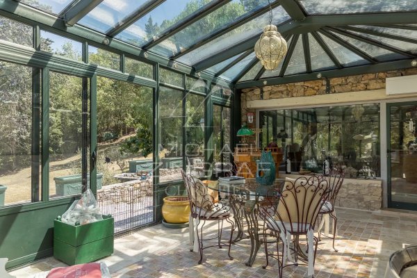 Cannes backcountry - Charming house close to the shops — photo 3