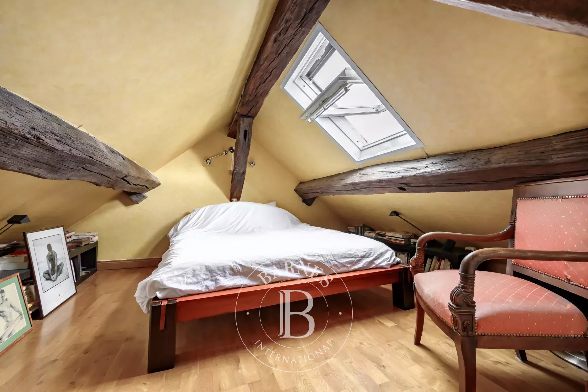 Daire Paris 3ème - picture 10