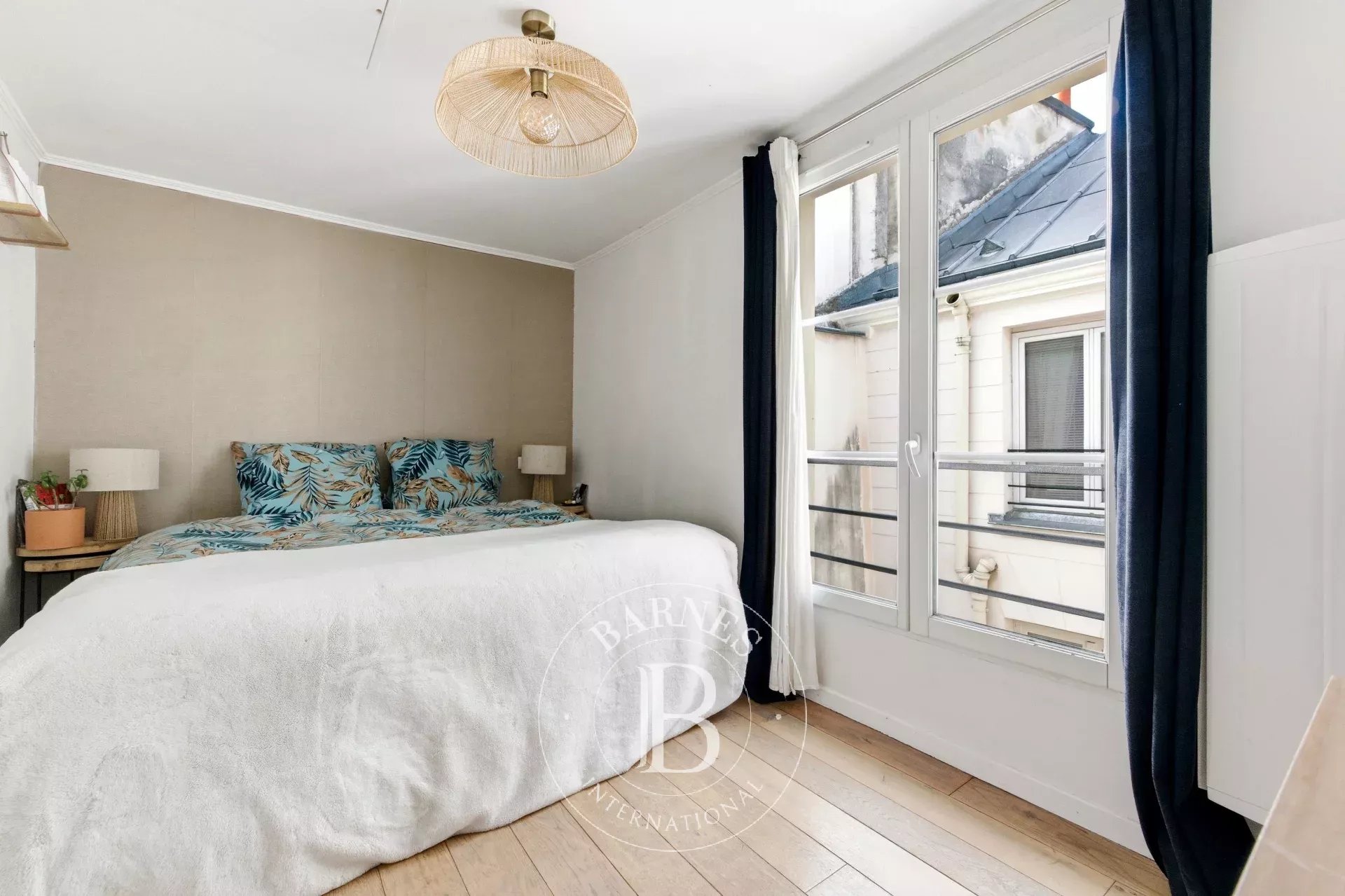 Paris  - Apartment 2 Bedrooms - picture 8