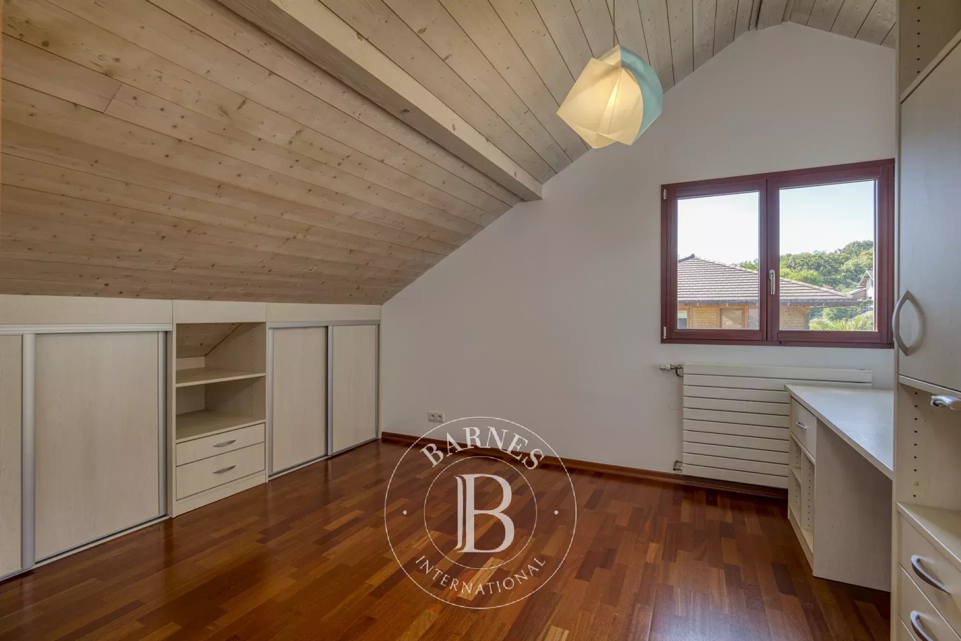 Ev Bonne - picture 22