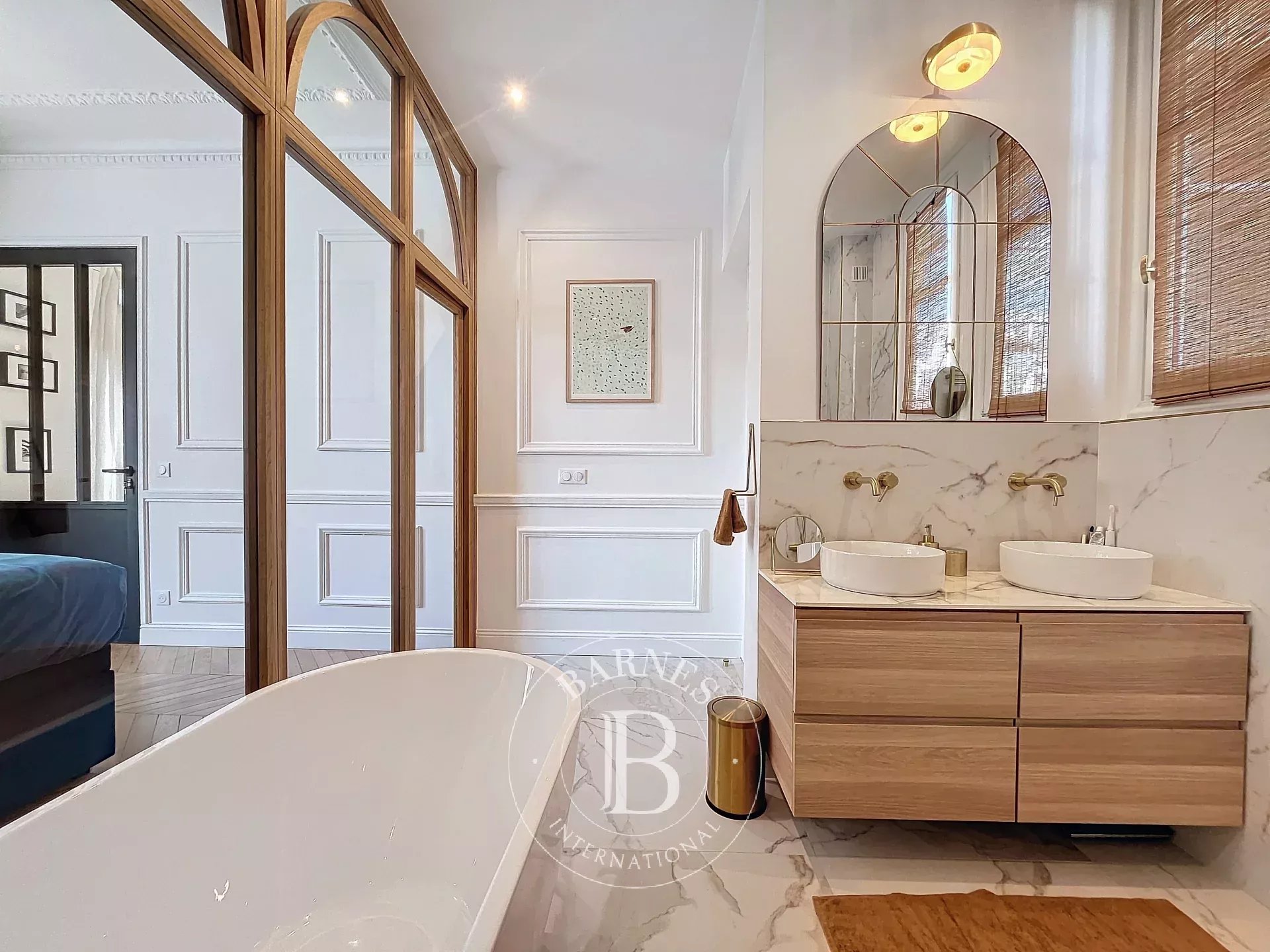 Daire Paris 10ème - picture 13