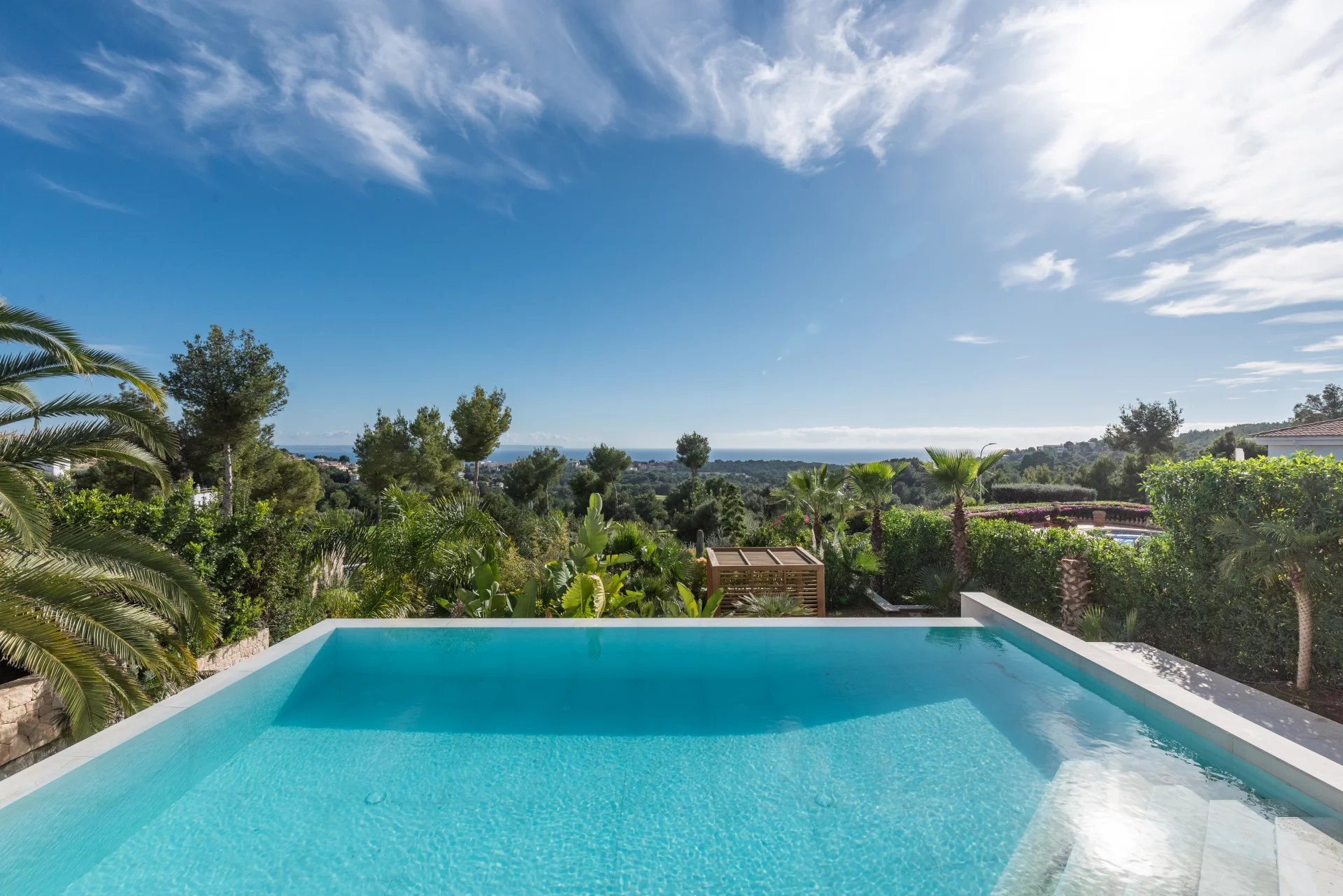 A fantastic modern luxury villa is for sale!