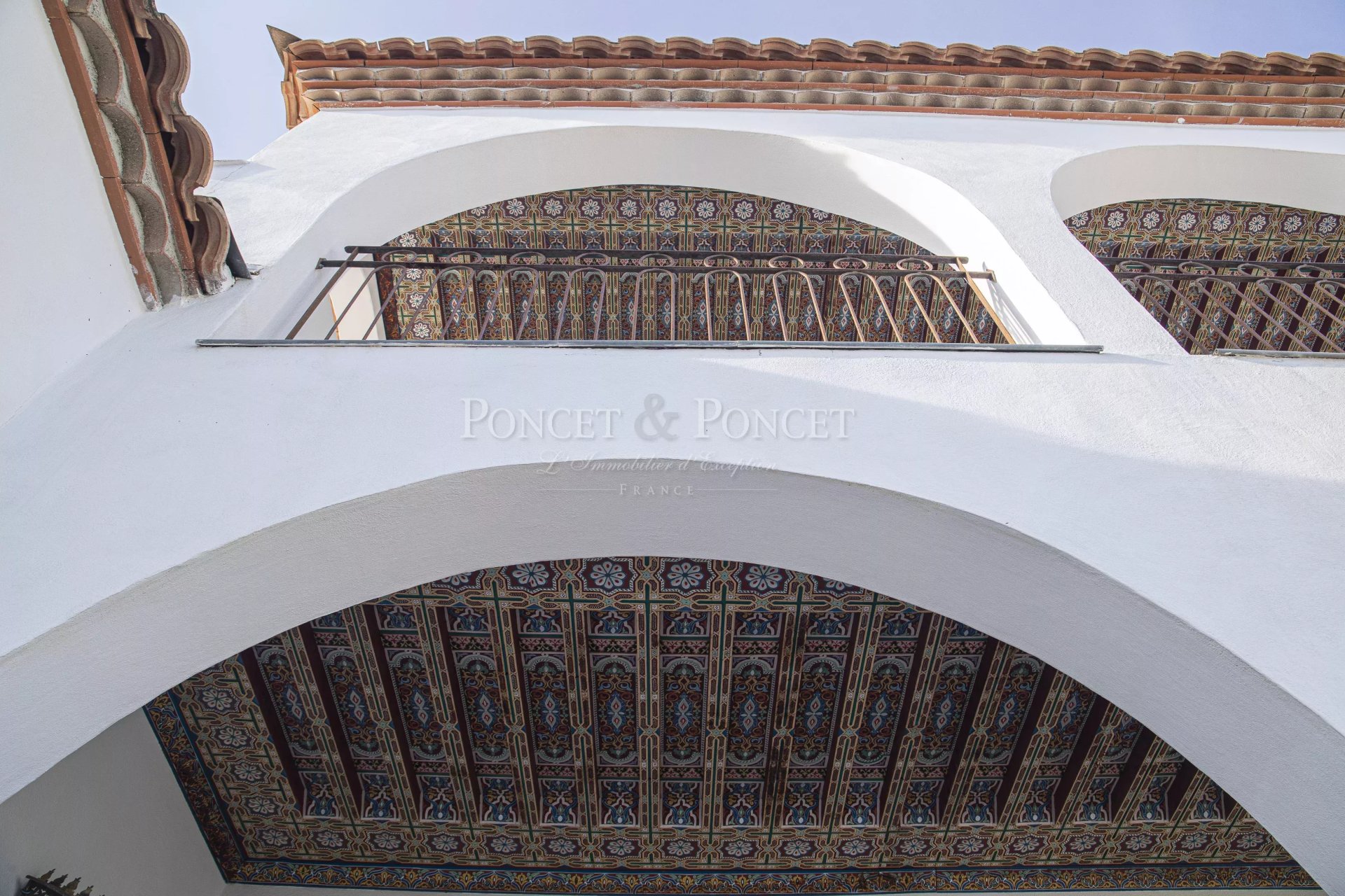 6 Bedroom Villa/Townhouse's Image 9