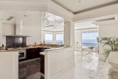 NICE - Mont Boron:Luxurious Apartment with Sea Views — photo 7 of 7
