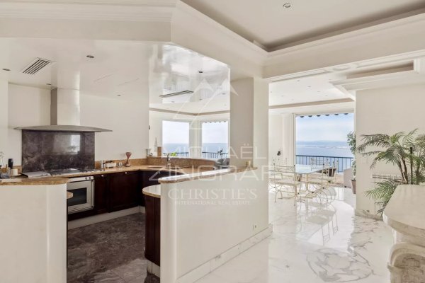 NICE - Mont Boron:Luxurious Apartment with Sea Views — photo 7