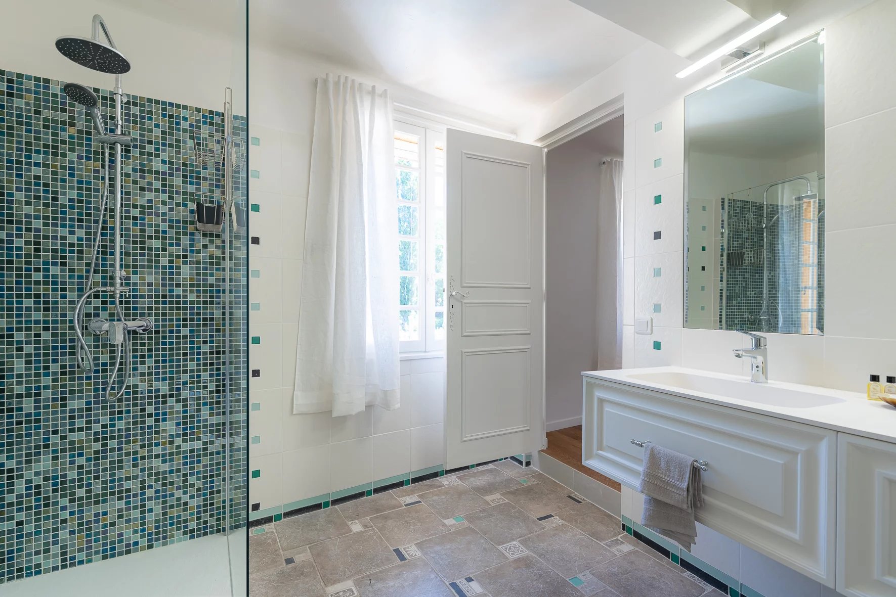 Magnificent 14th century property with pool  - Callian