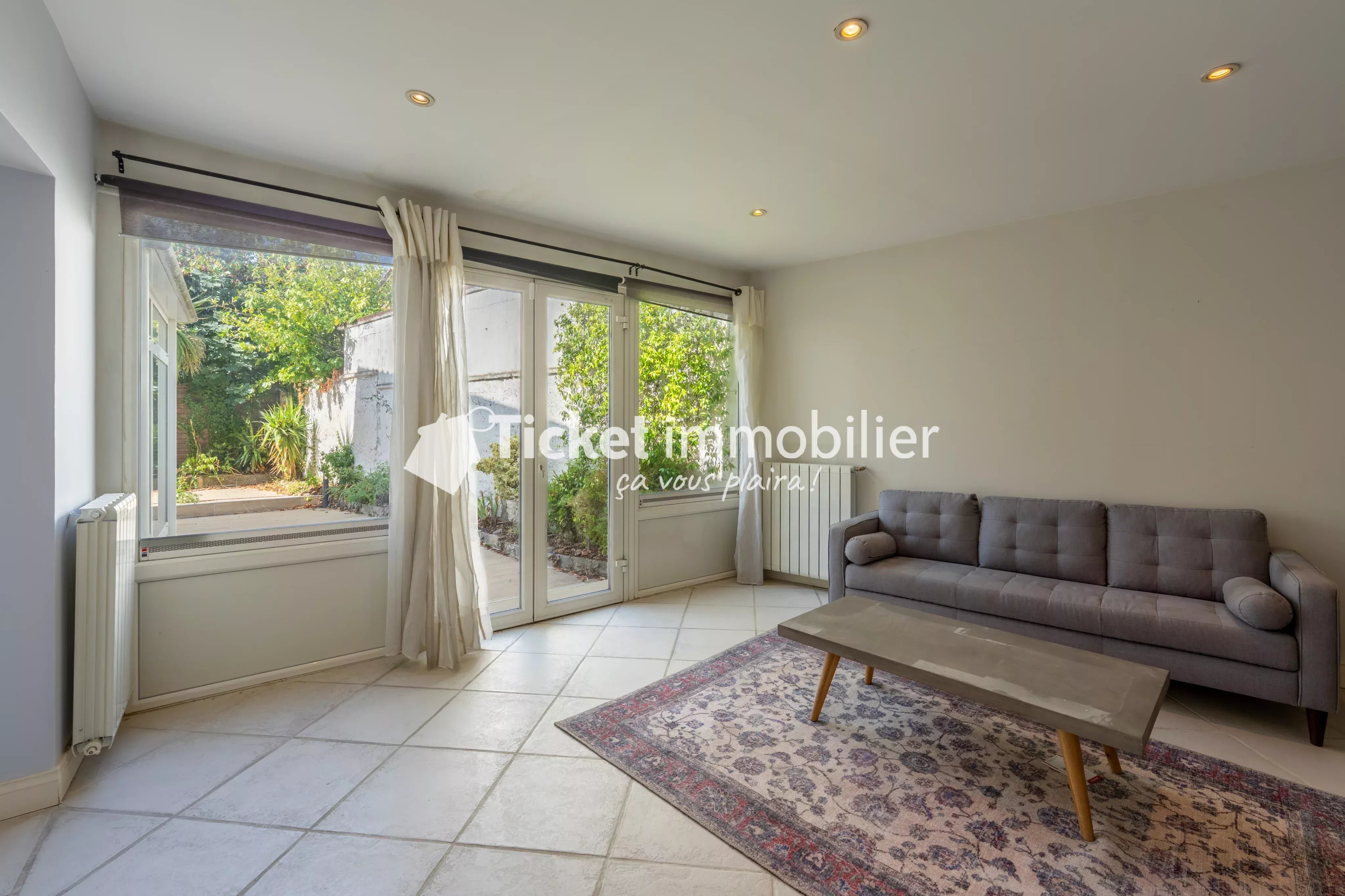 Maison de caractère 175m2 avec garage boxé — photo 11