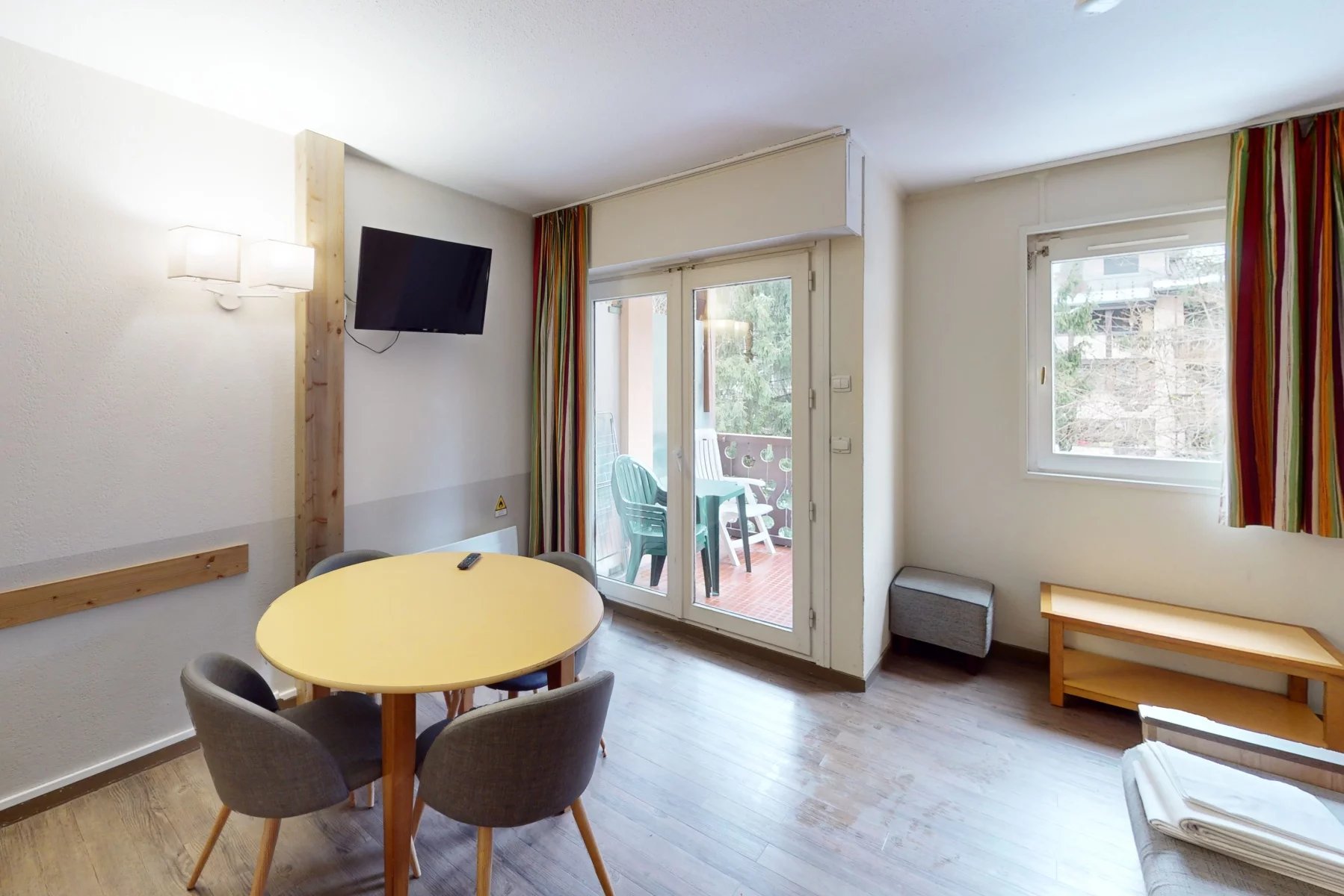 Photo of Studio apartment on the 2nd floor with view of Mont Blanc and Aiguille du Midi