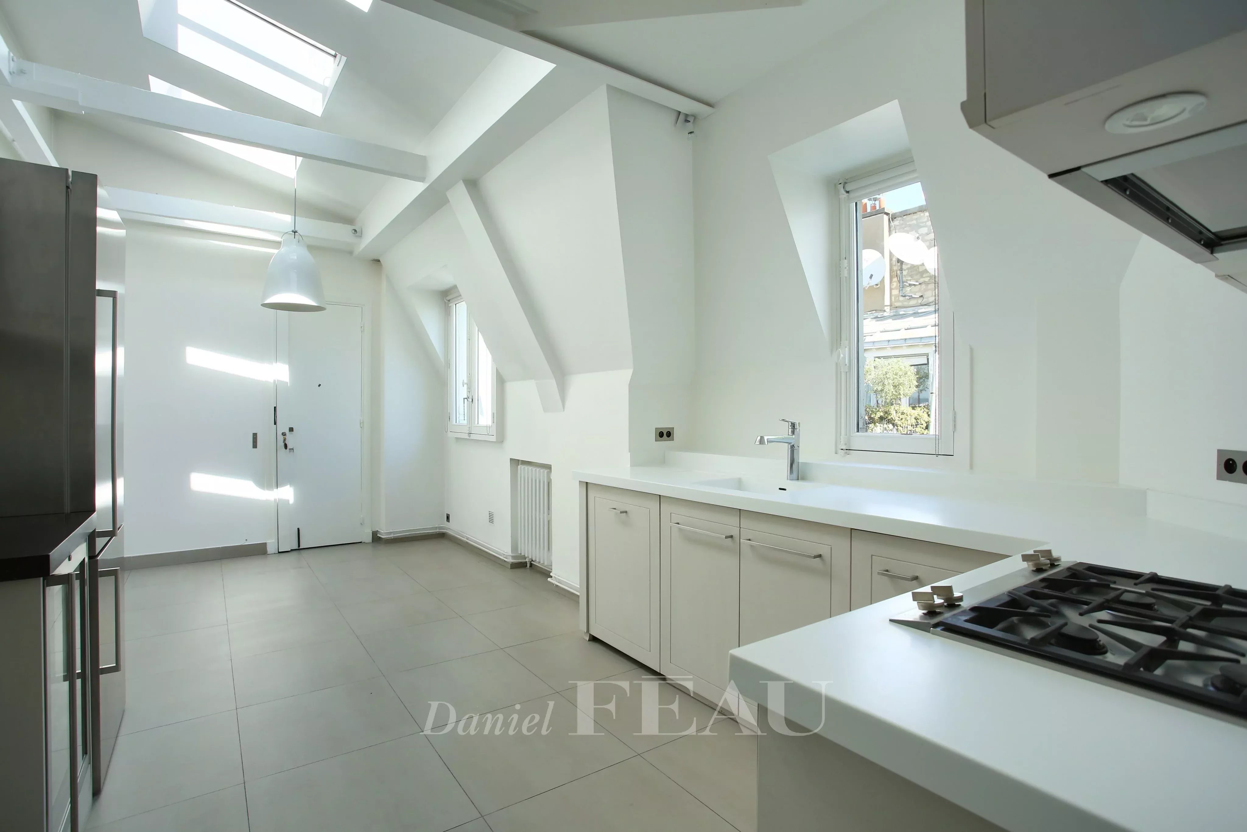 Cuisine Carrelage Fenêtre de toit