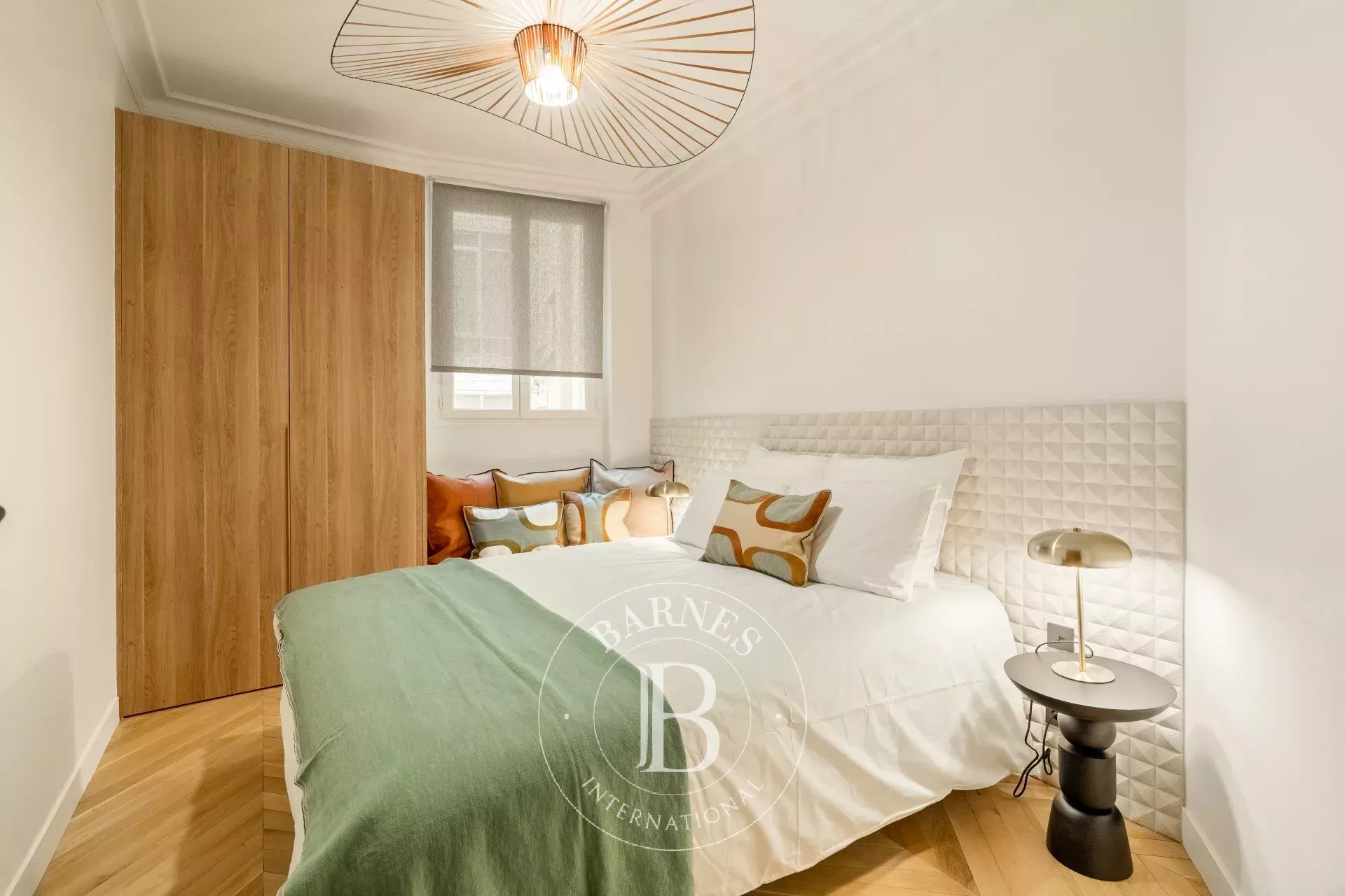 Paris  - Apartment 4 Bedrooms - picture 17