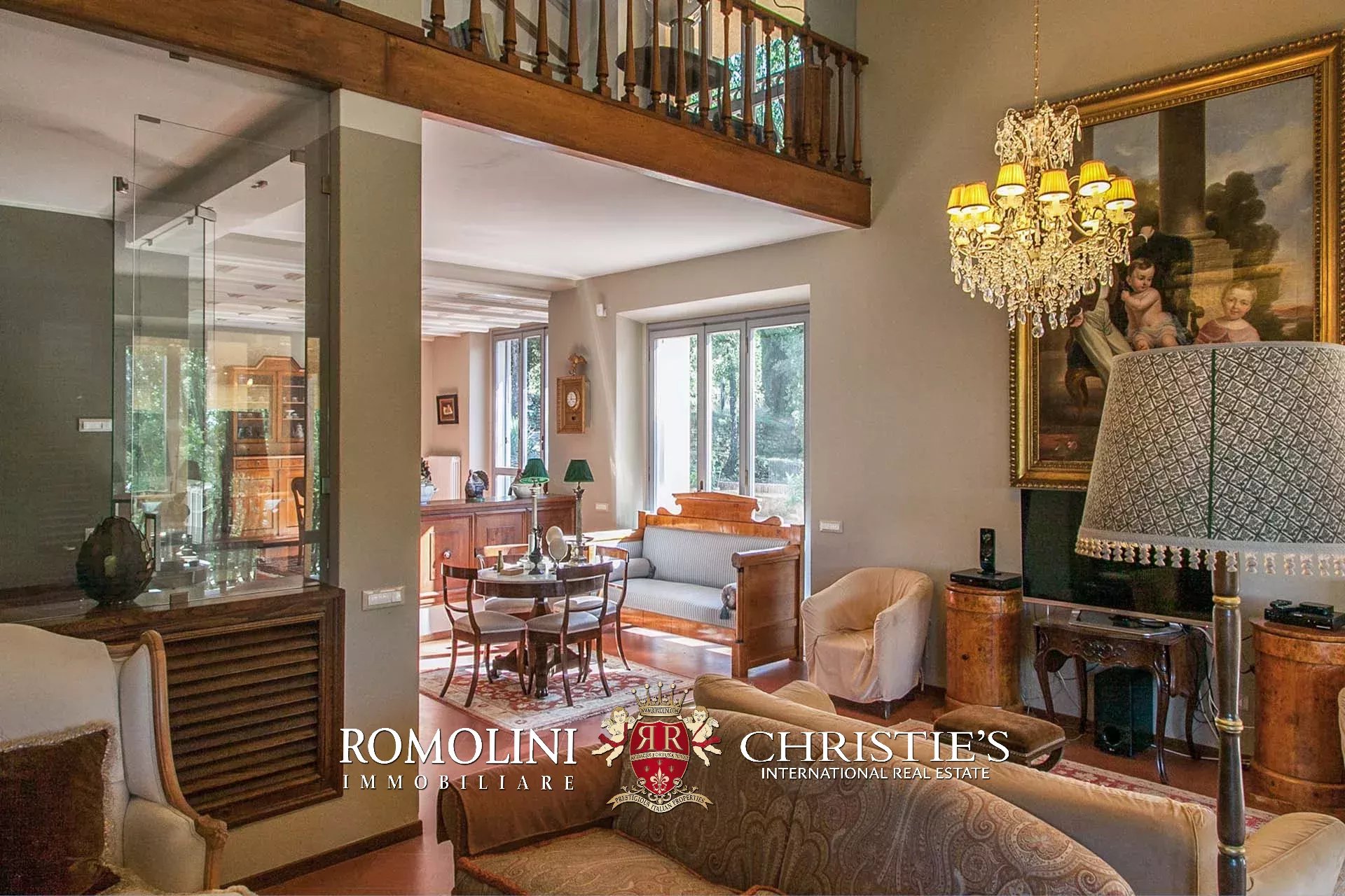 5 Bedroom Villa/Townhouse's Image 43