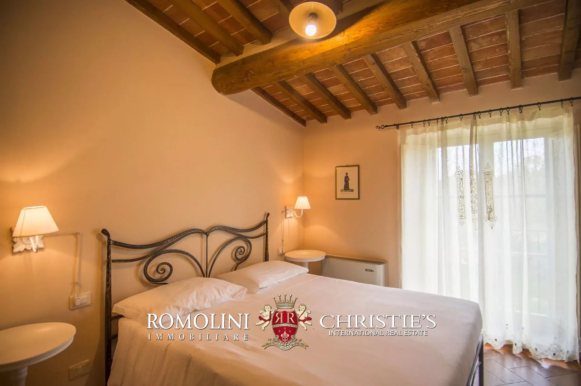9 Bedroom Villa/Townhouse's Image 33