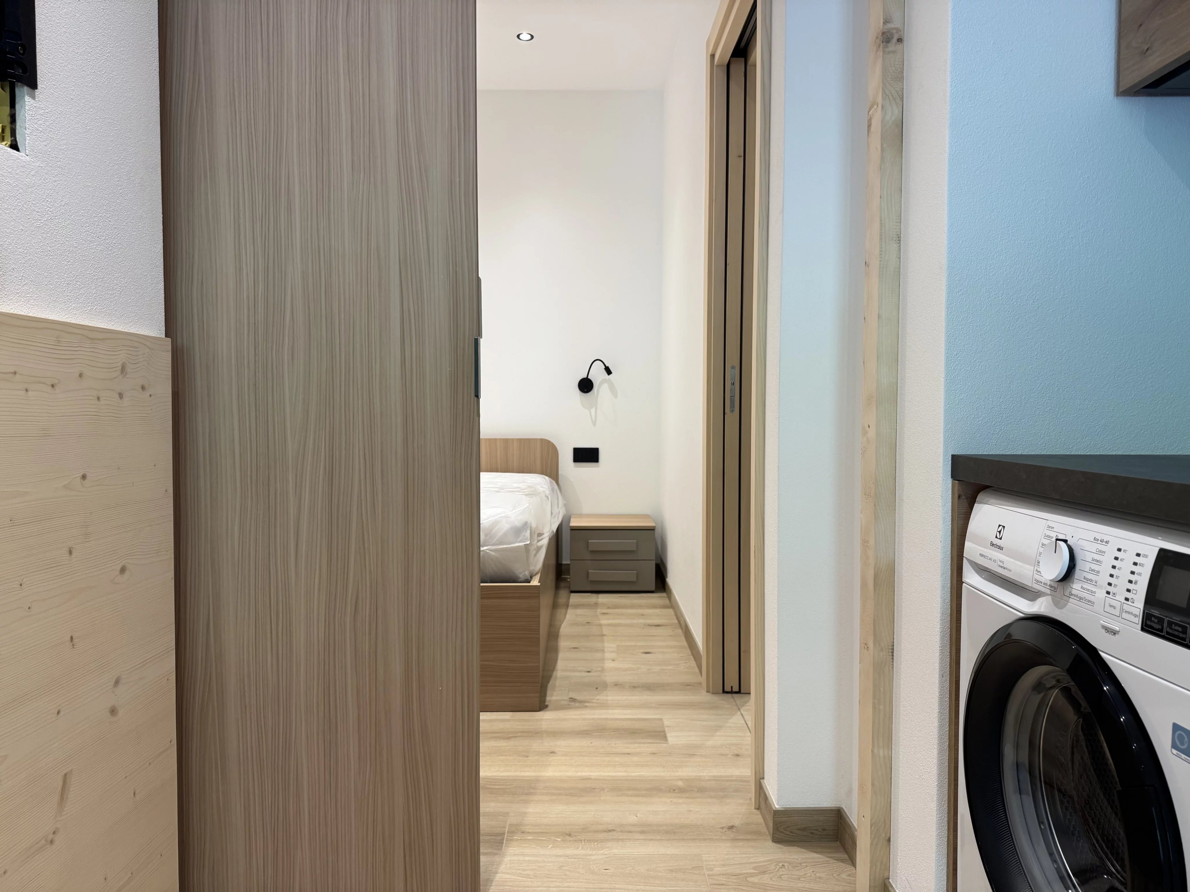 NEW STUDIO APARTMENT WITH PARKING SPACE — photo 19