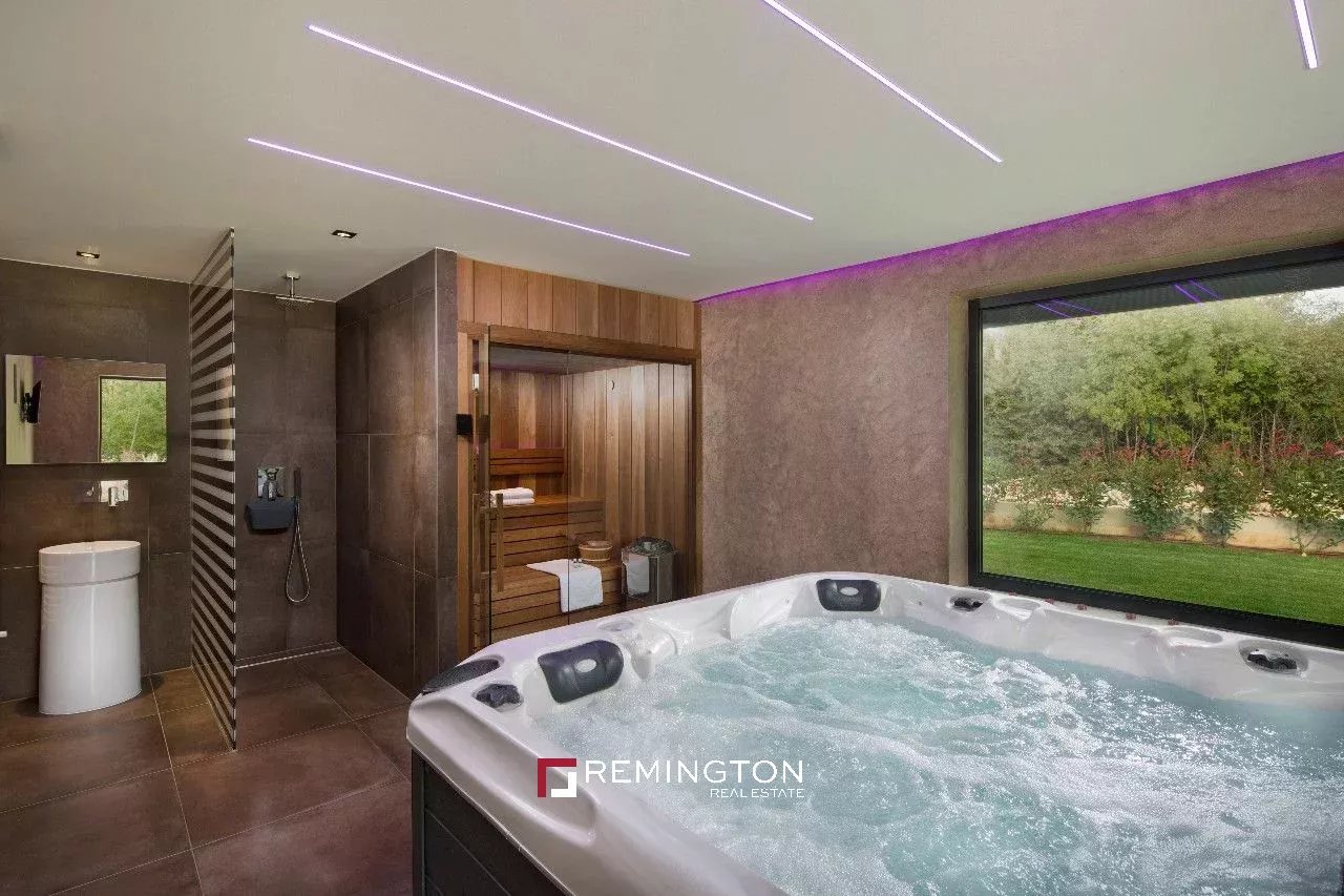 4 Bedroom Villa/Townhouse's Image 16