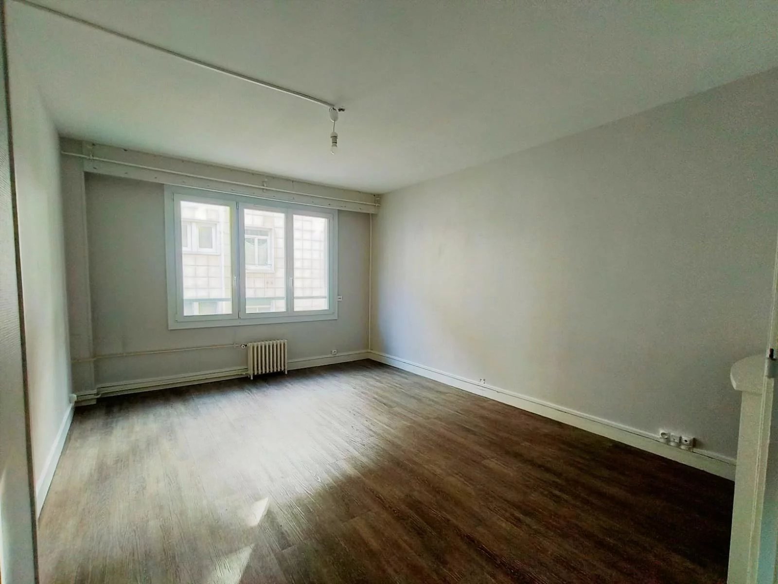 Appartement 2 pièces 55m² Appartement 2 pièces 55m²