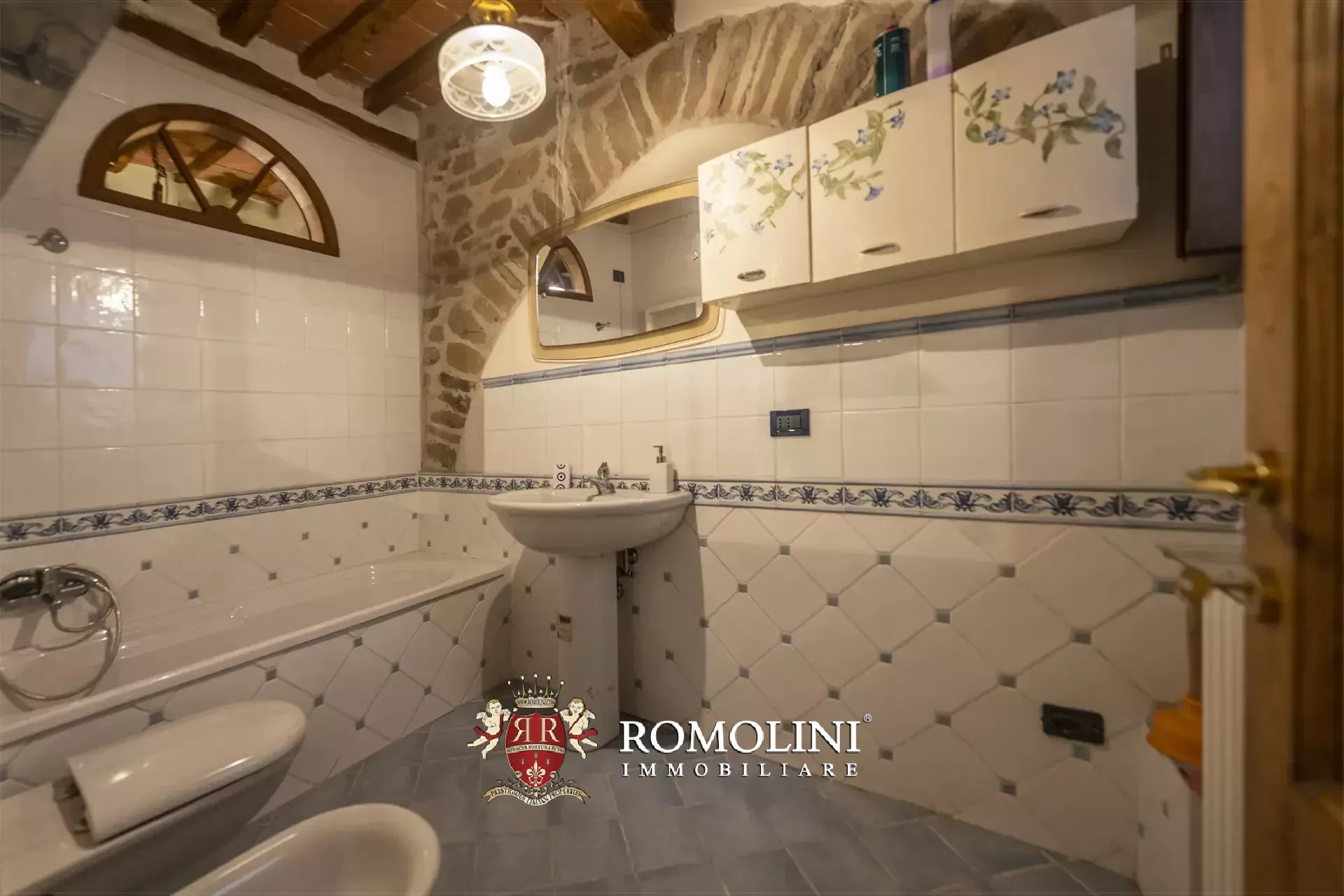 CIELOTERRA RISTRUTTURATO IN VENDITA NEL CENTRO STORICO DI SANSEPOLCRO