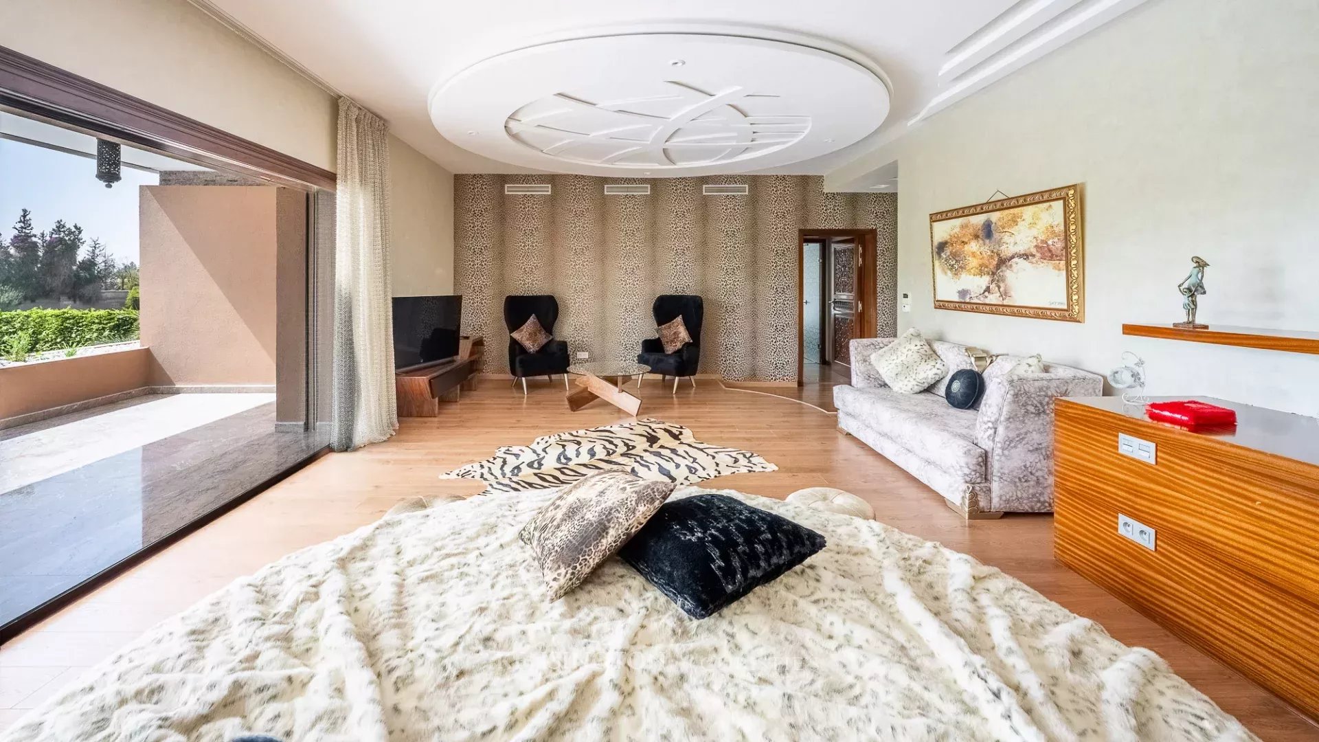 9 Bedroom Villa/Townhouse's Image 24