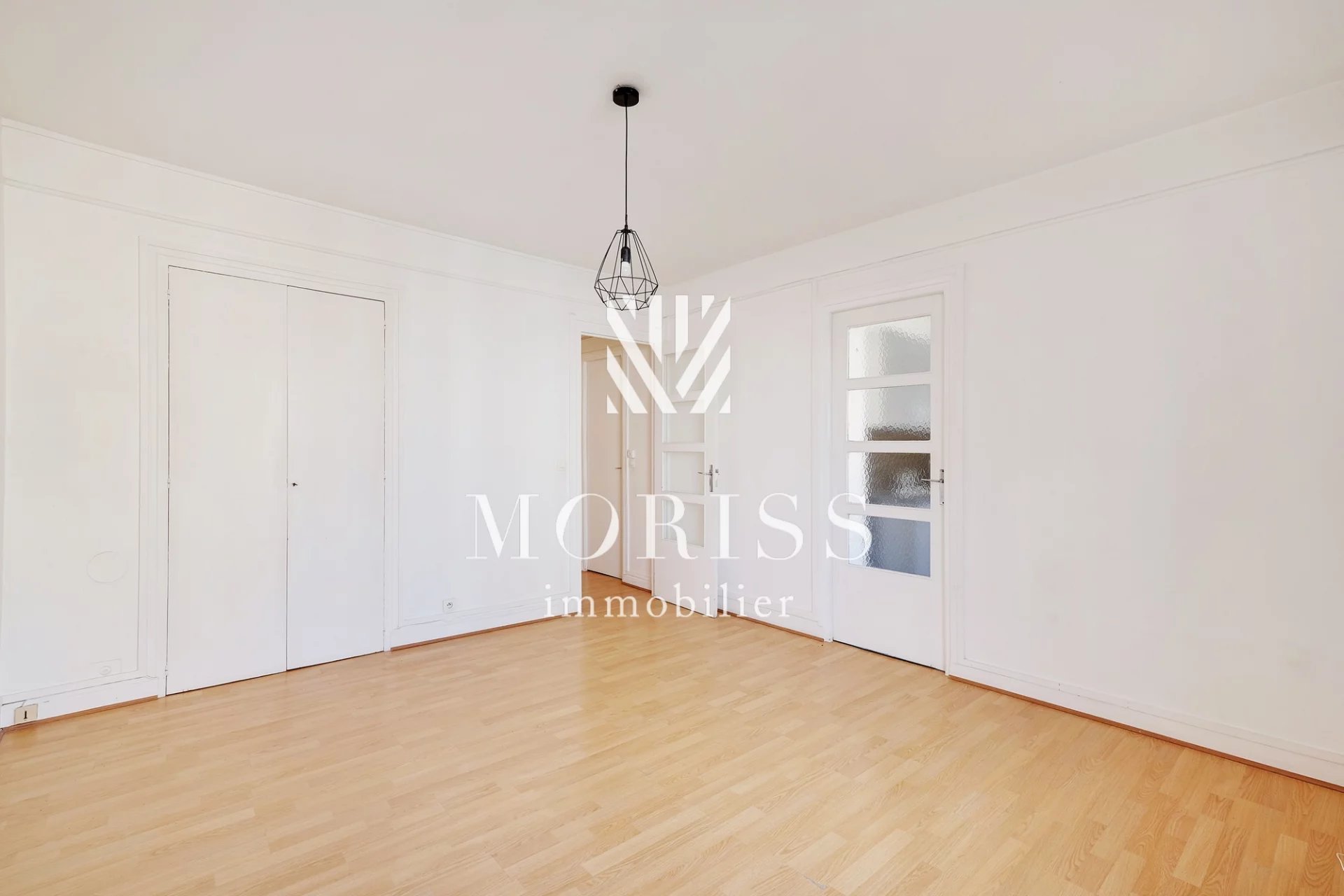 Saint-Mandé Appartement de 2 pièces de 43 m2 + 2 m2 de balcon - Image Array