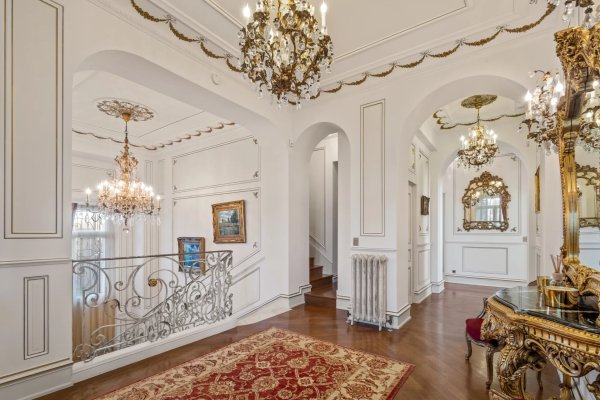 1920s Luxury Villa in Antibes | Exceptional Cap d'Antibes Mansion — photo 3