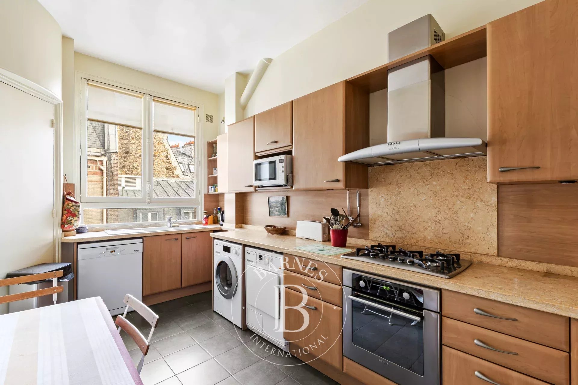 Daire Paris 8ème - picture 8