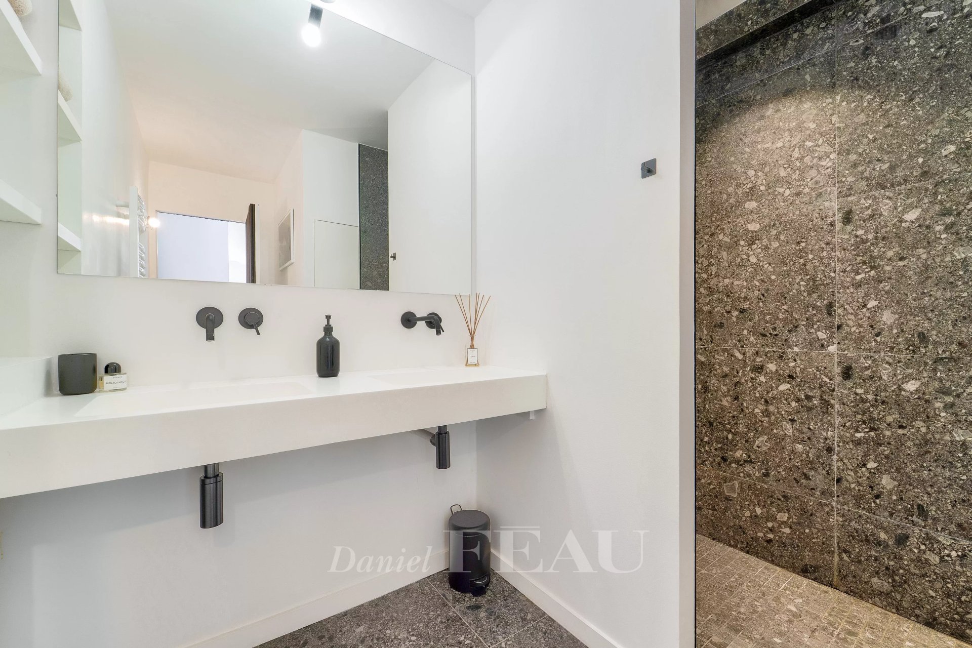 2 Bedroom Apartment/Flat's Image 10