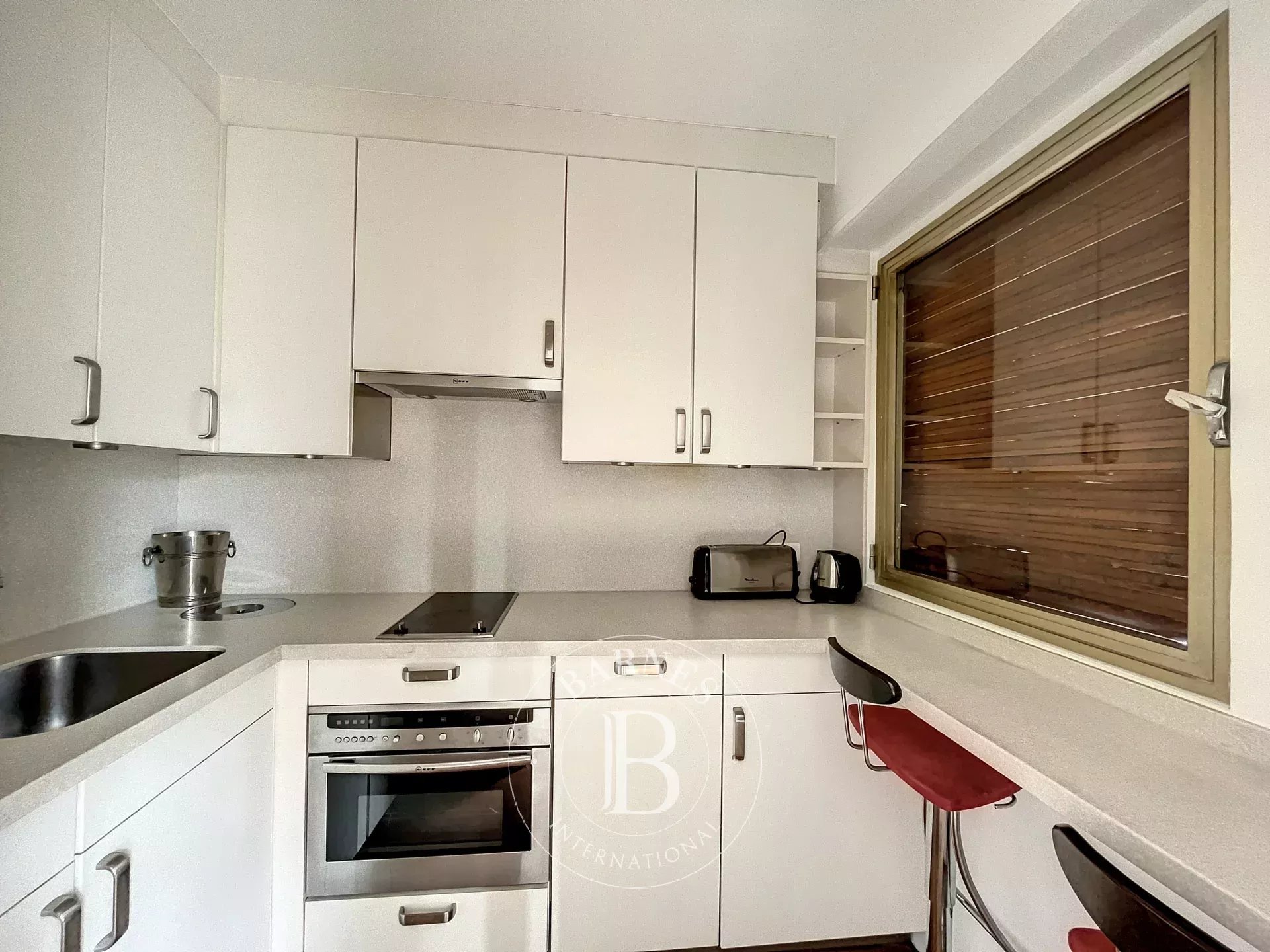 Daire Paris 8ème - picture 4