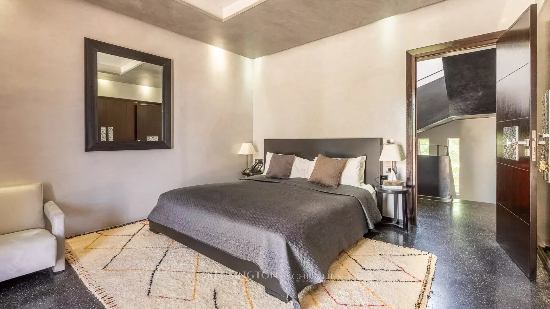 6 Bedroom Villa/Townhouse's Image 20