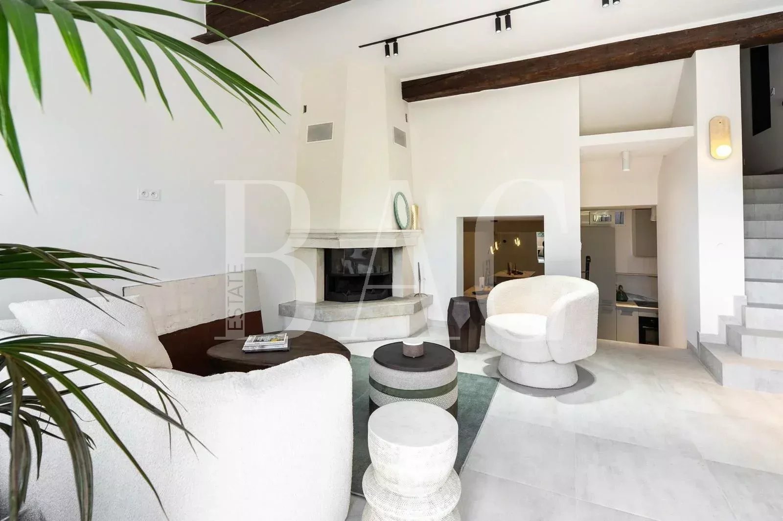 Agence immobilière de 