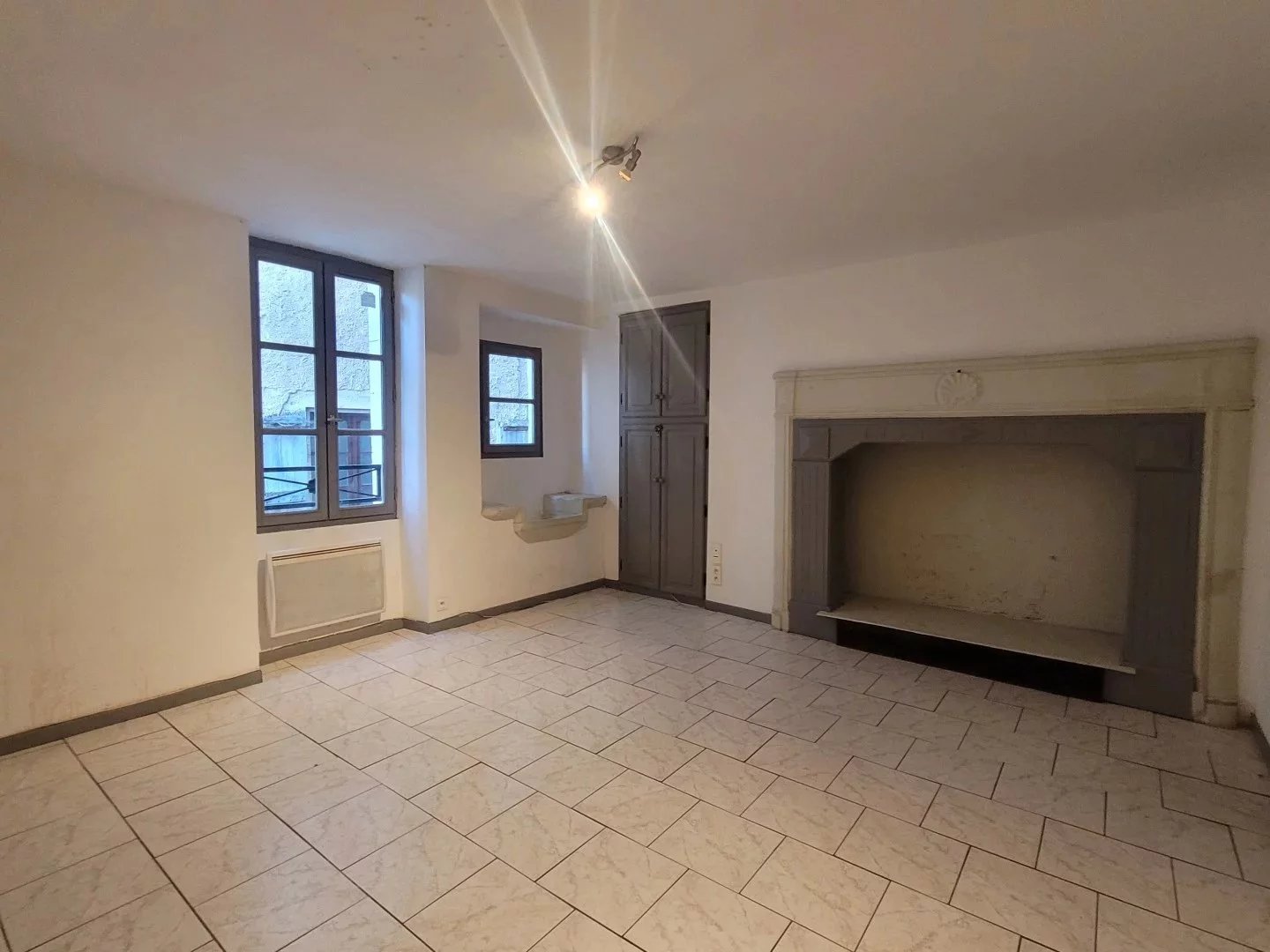 Rental Apartment Puy-l'Évêque