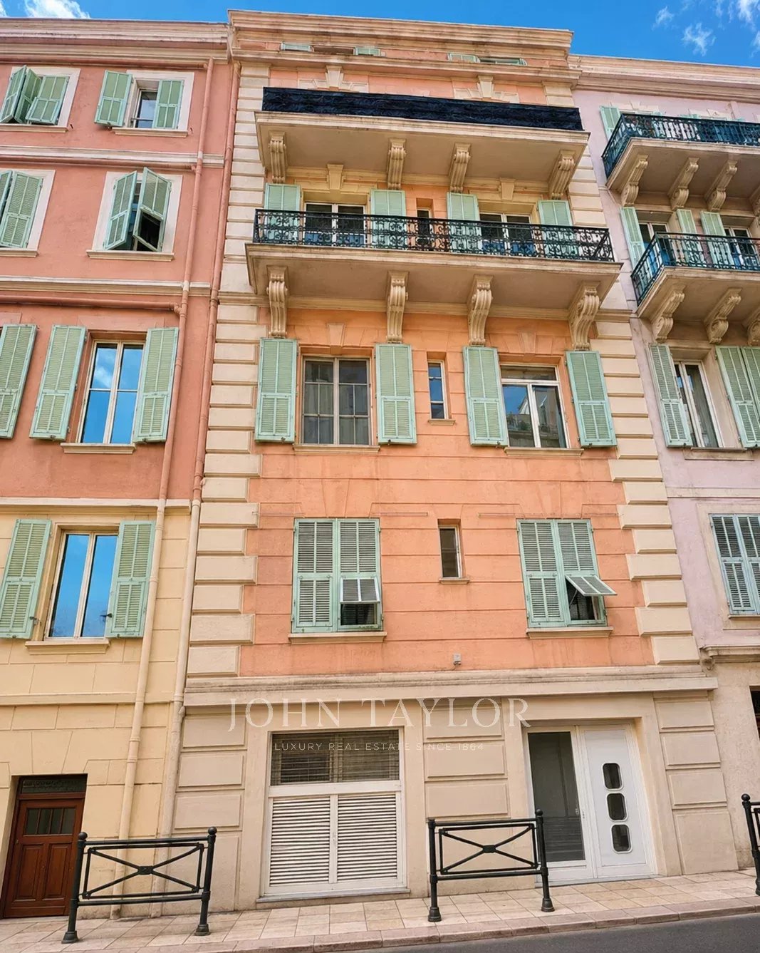 Vente Local et fonds de commerce Monaco La Condamine