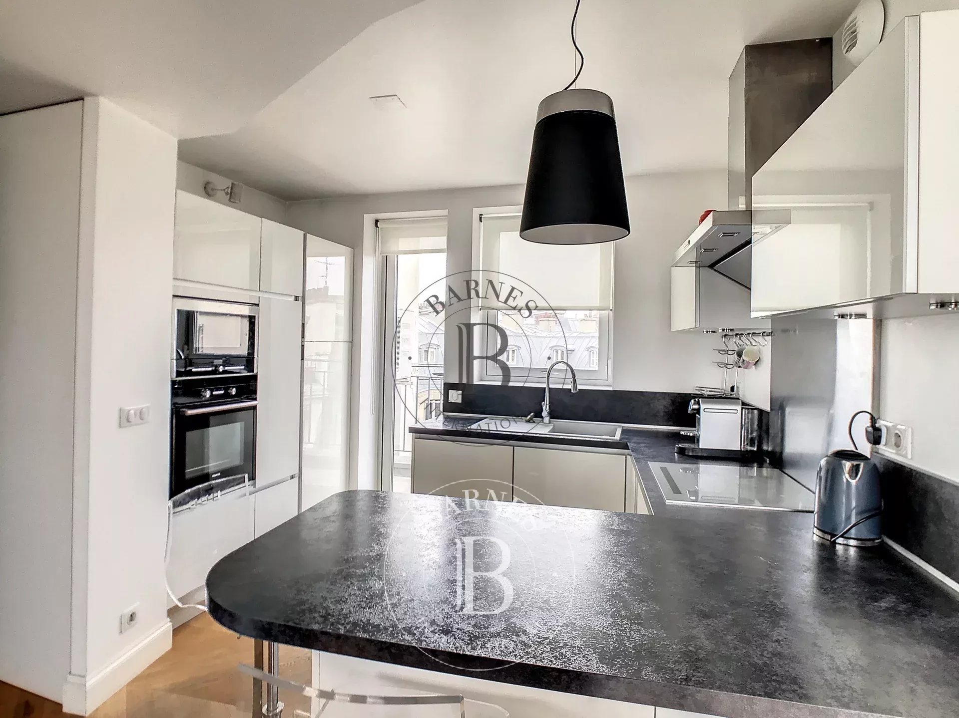 Daire Paris 8ème - picture 7