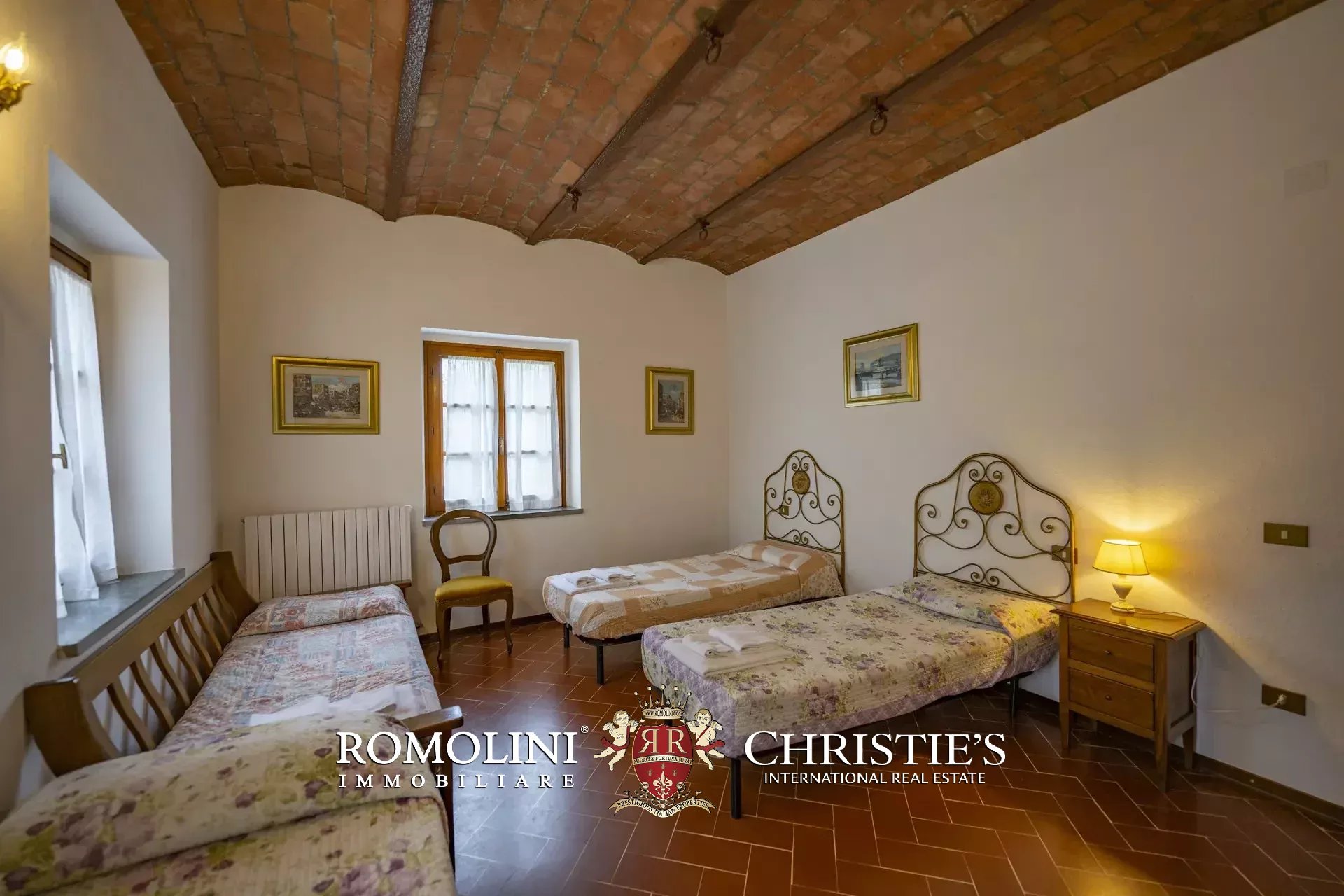 24 Bedroom Villa/Townhouse's Image 73