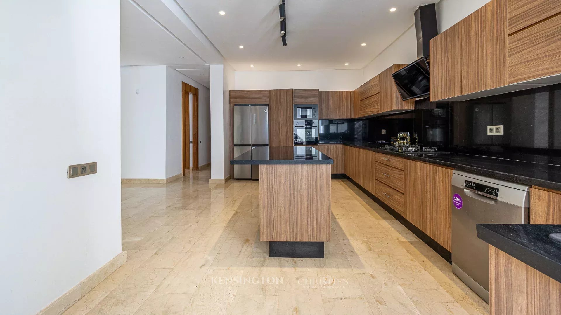 4 Bedroom Villa/Townhouse's Image 21