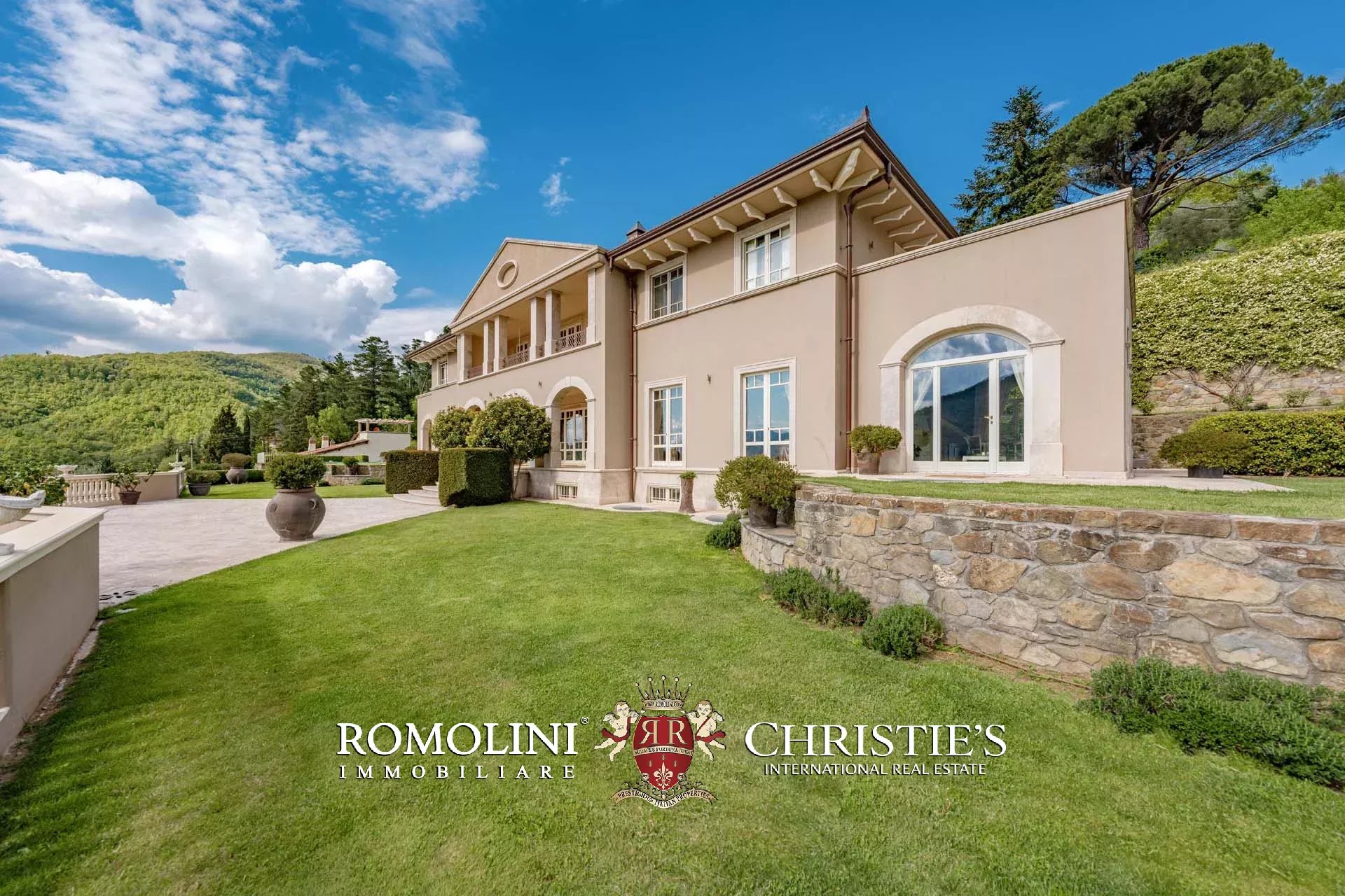 10 Bedroom Villa/Townhouse's Image 132