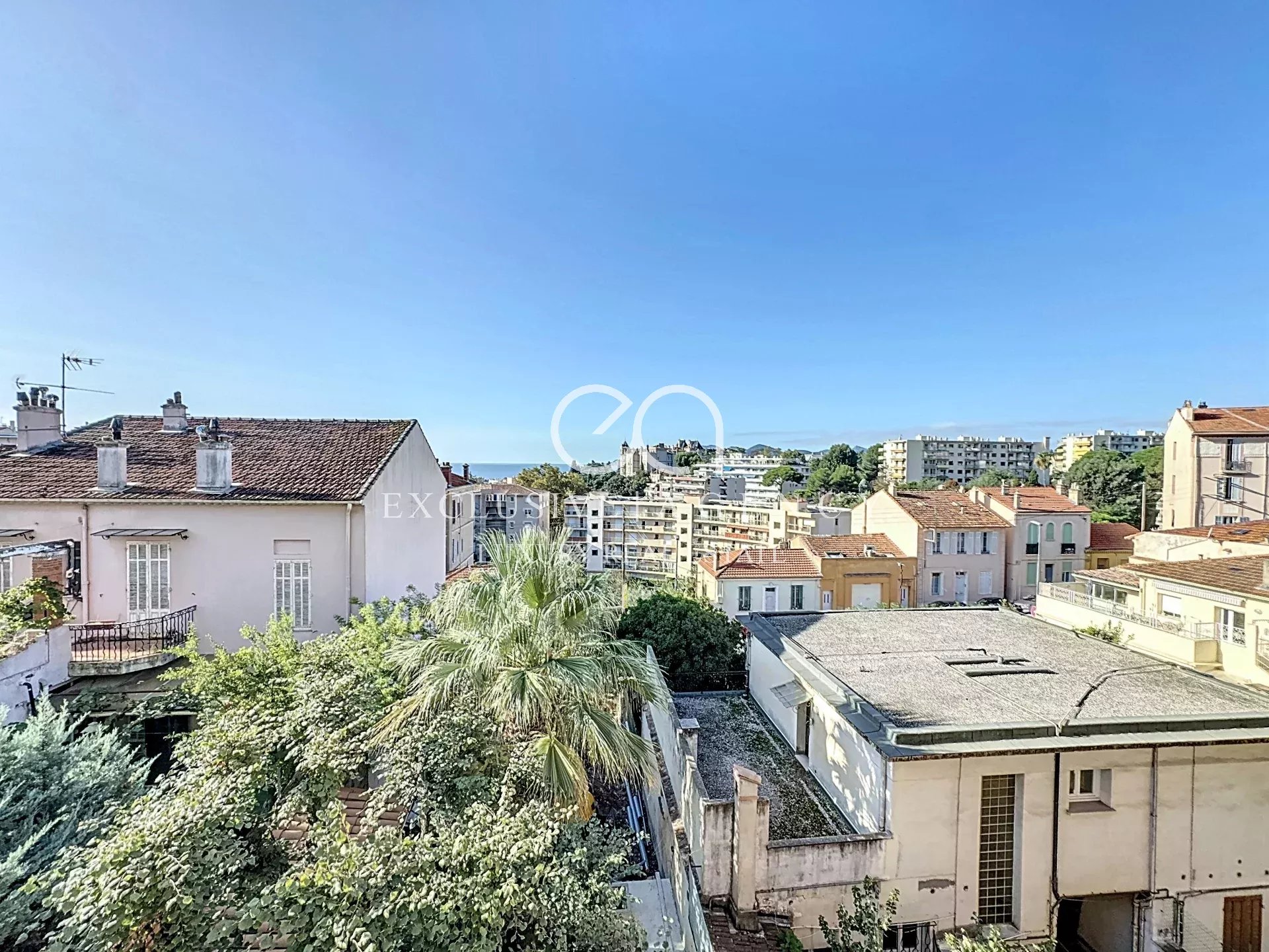 EXCLUSIVITÉ CANNES 3 PIECES 45 m² APERCU MER