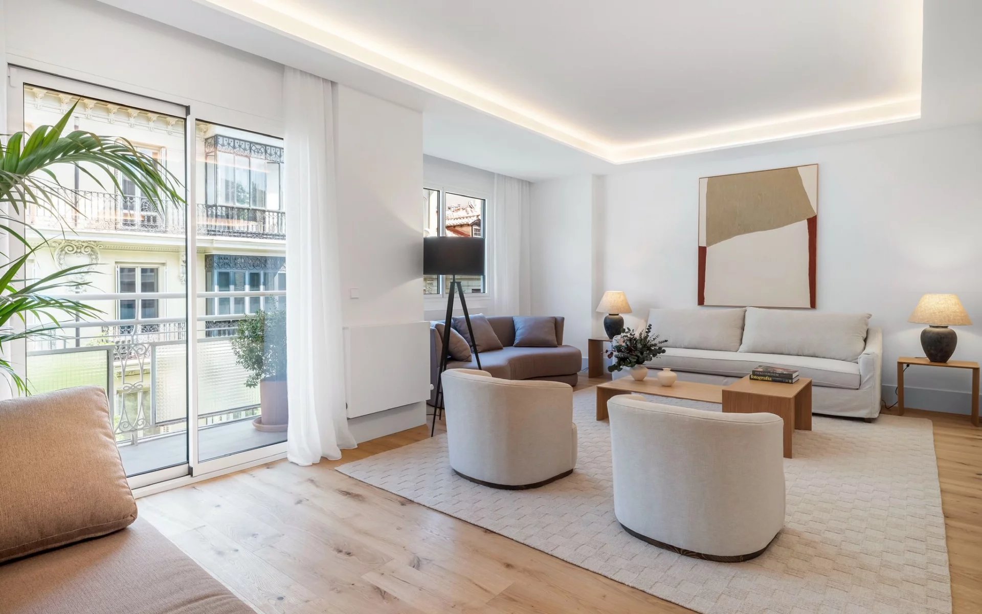 Sale Apartment Madrid Almagro
