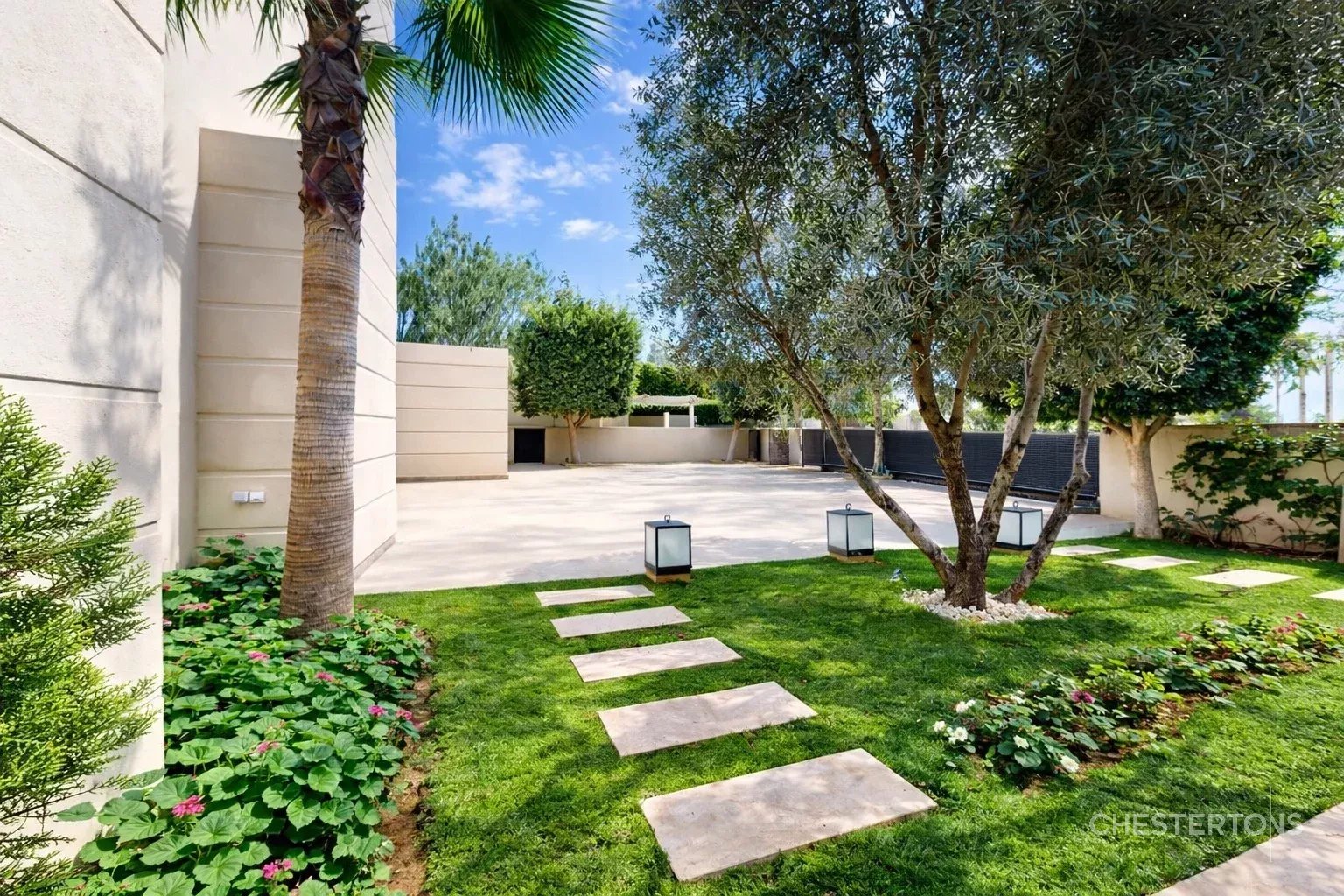 Image of Villa - 4 Bedrooms for Sale in Marrakech-Ménara-Marrakech-Morocco, Image 4