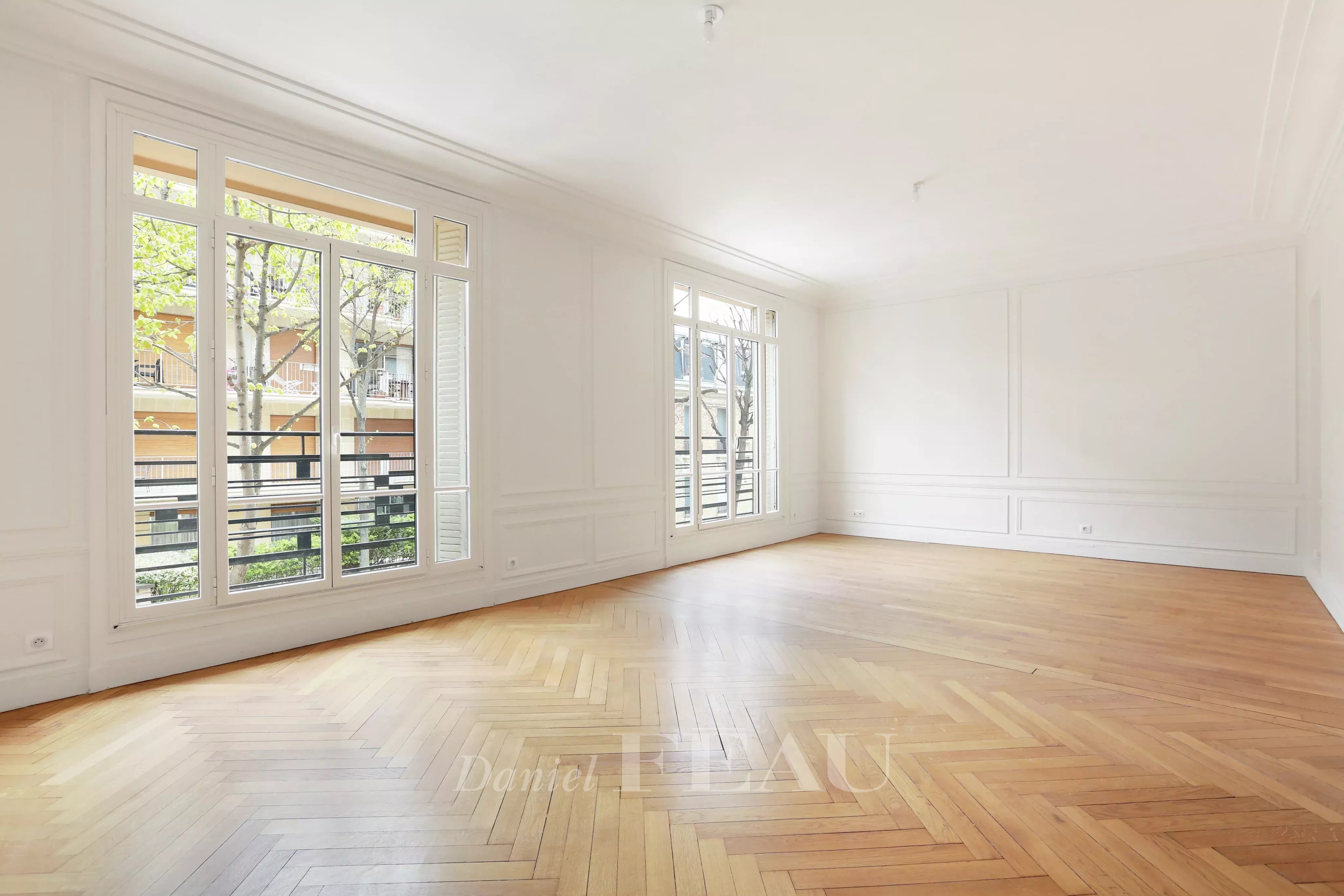 Rental Apartment Neuilly-sur-Seine