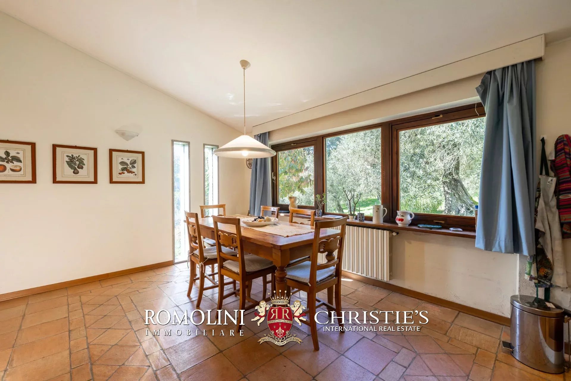 4 Bedroom Villa/Townhouse's Image 39