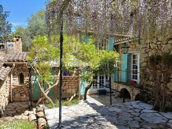 villa for sale in Opio — photo 3