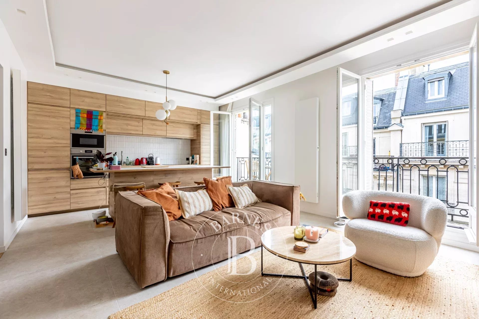 Apartment Paris 75017  -  ref 87029844 (picture 1)