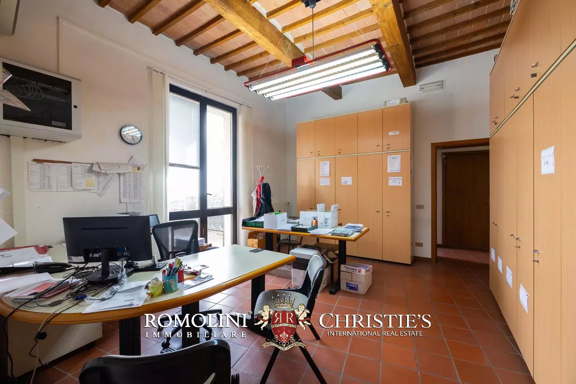 8 Bedroom Villa/Townhouse's Image 19