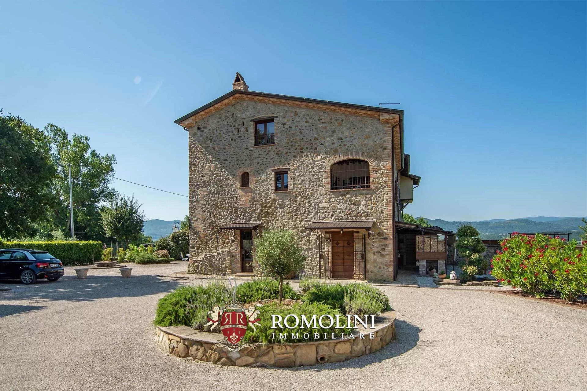 4 Bedroom Villa/Townhouse's Image 5