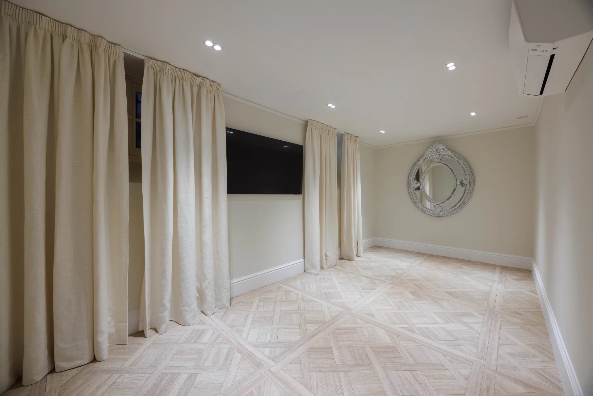 Elegant 7-Bedroom Residence in Beaulieu-sur-Mer