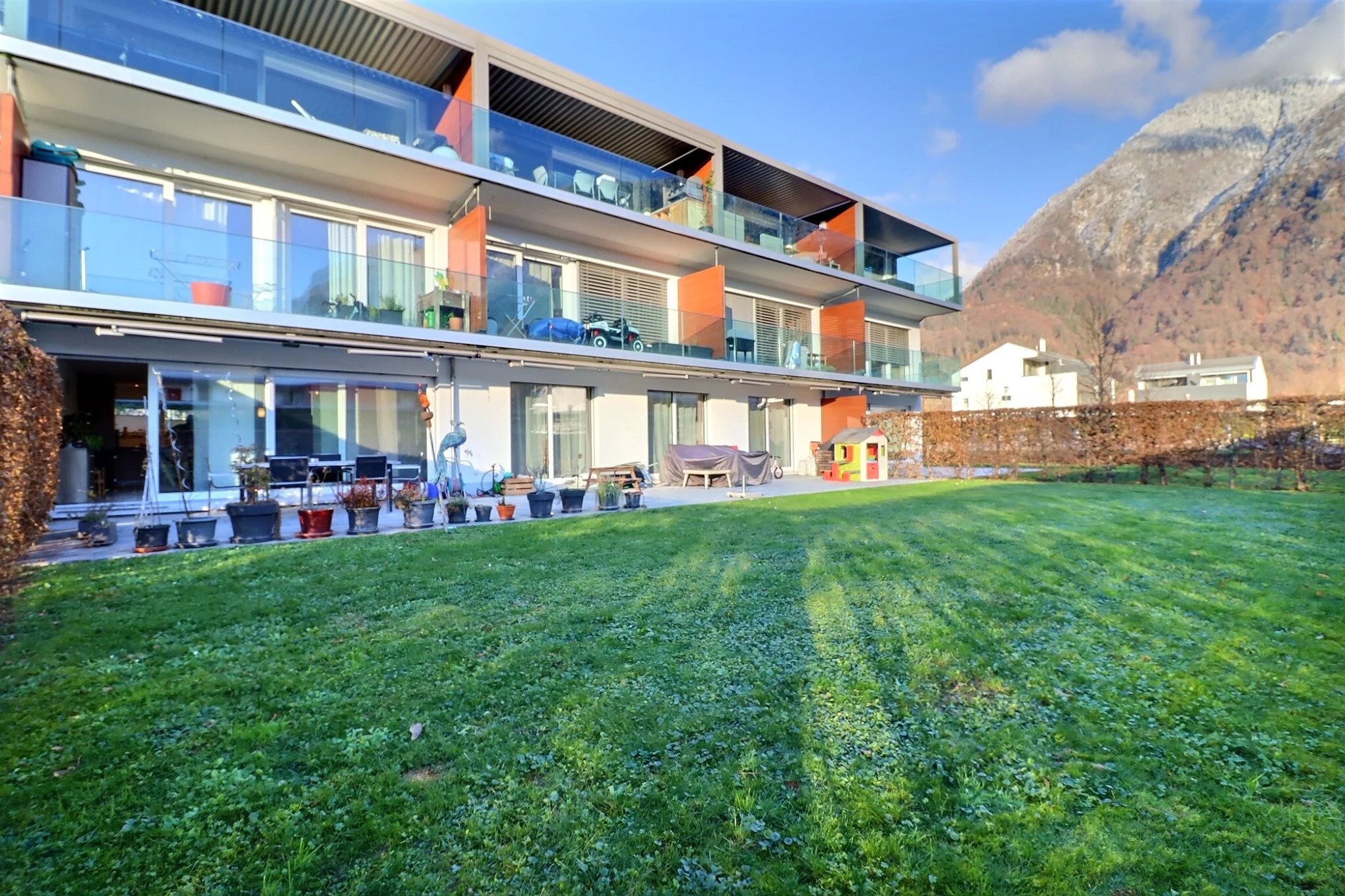 Élégant appartement 5.5 pièces avec jardin et terrasse